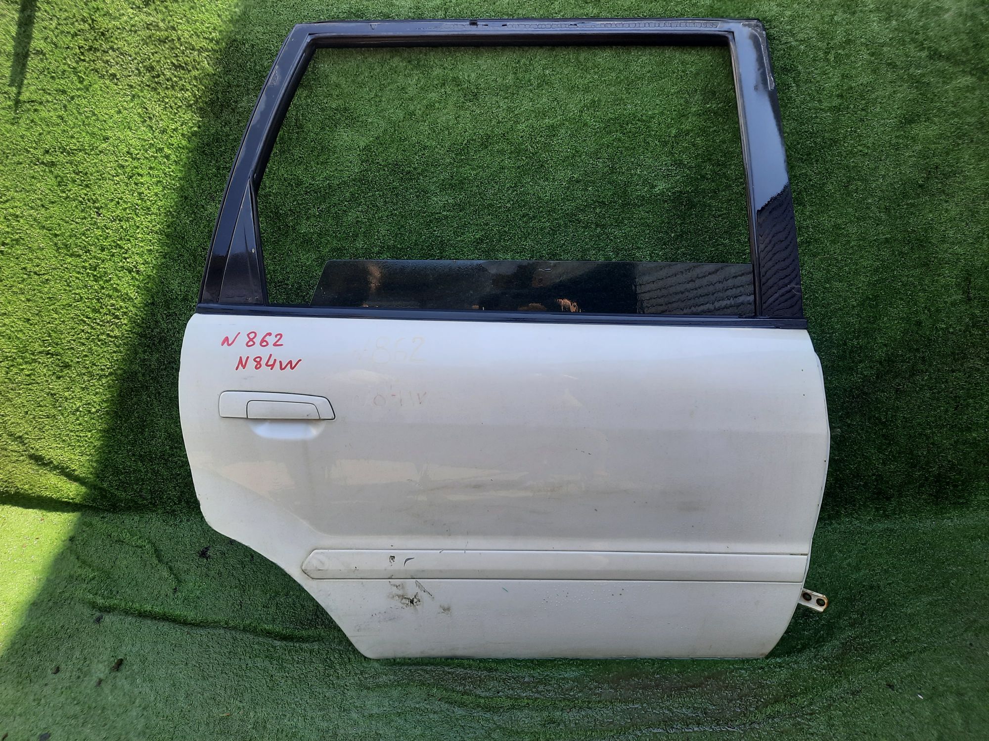 862 дверь на MITSUBISHI CHARIOT N84W, 6500 рублей, Невинномысск