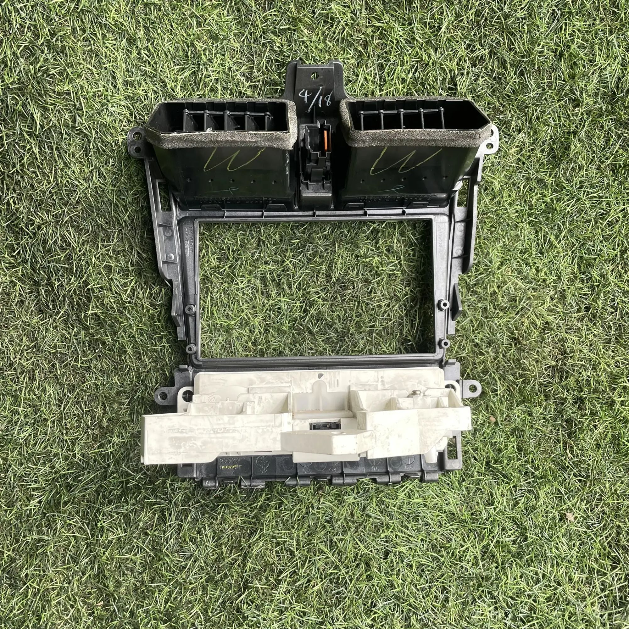 https://ycs.partsauto.market/partsauto-images/thmbs/userImages/772e461030aea93f4dbb6447c0f924d3/part/cb47e463-f7c0-4a8c-8430-875dd78b0447_1776511877345.jpg
