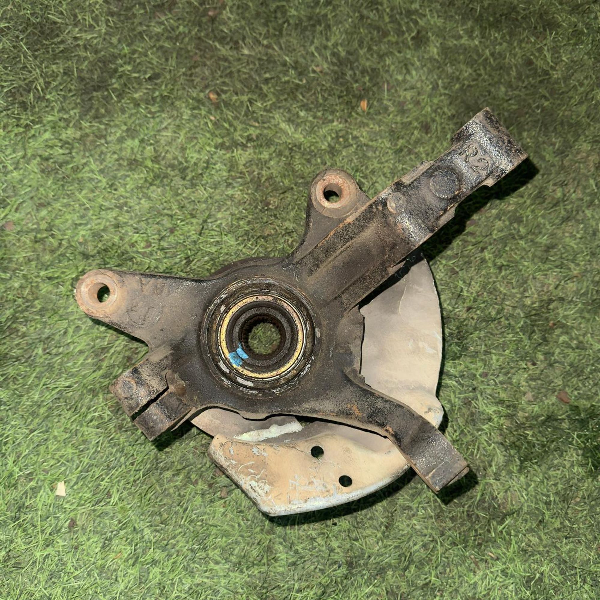 266 Ступица передняя правая MAZDA DEMIO DY3W, 3500 рублей, Невинномысск