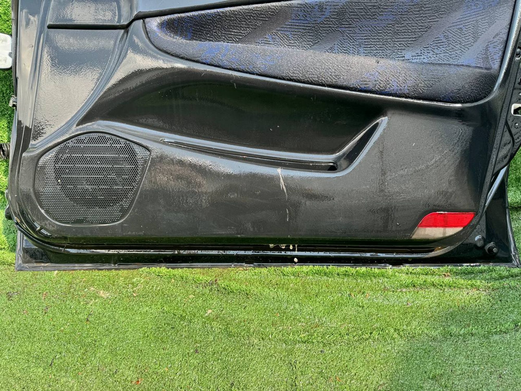 79 дверь на MITSUBISHI GALANT EC1A, 9500 рублей, Невинномысск