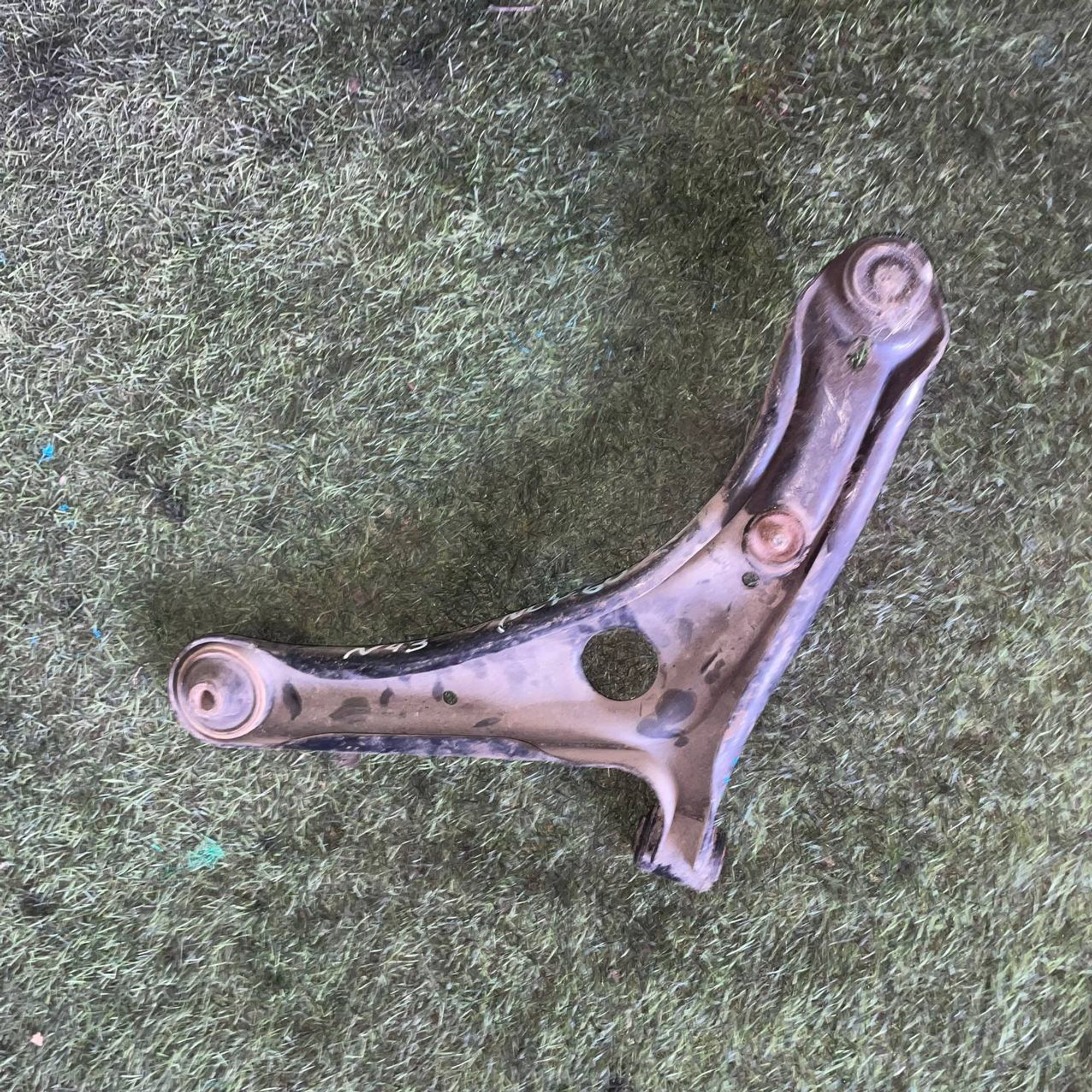 43 Рычаг передний правый нижний TOYOTA IST NCP60, 3500 рублей, Невинномысск