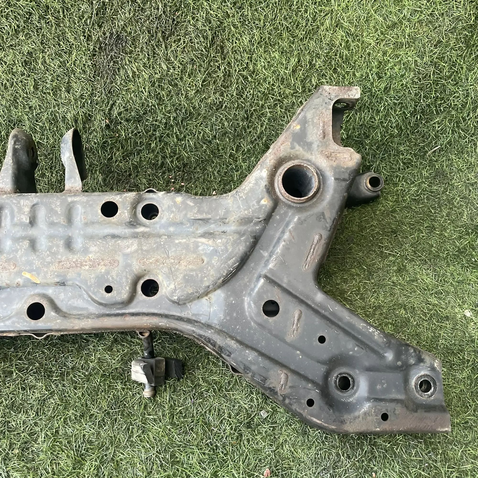 https://ycs.partsauto.market/partsauto-images/thmbs/userImages/772e461030aea93f4dbb6447c0f924d3/part/cd112212-bf99-4328-b055-ede580e6a8a6_1776851712814.jpg