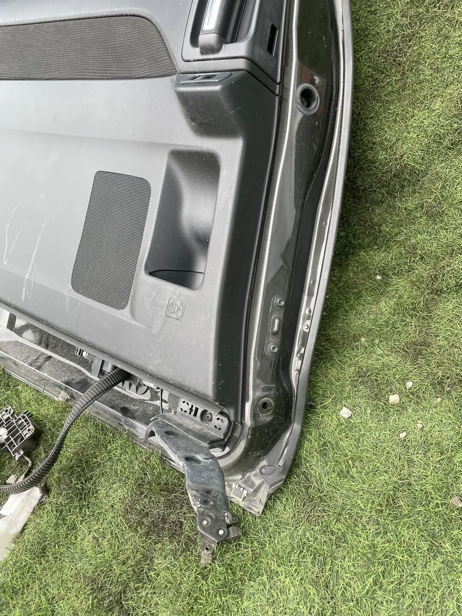 4121 Дверь задняя левая Mazda MPV LY3P 2.3 2WD, 14000 рублей, Невинномысск