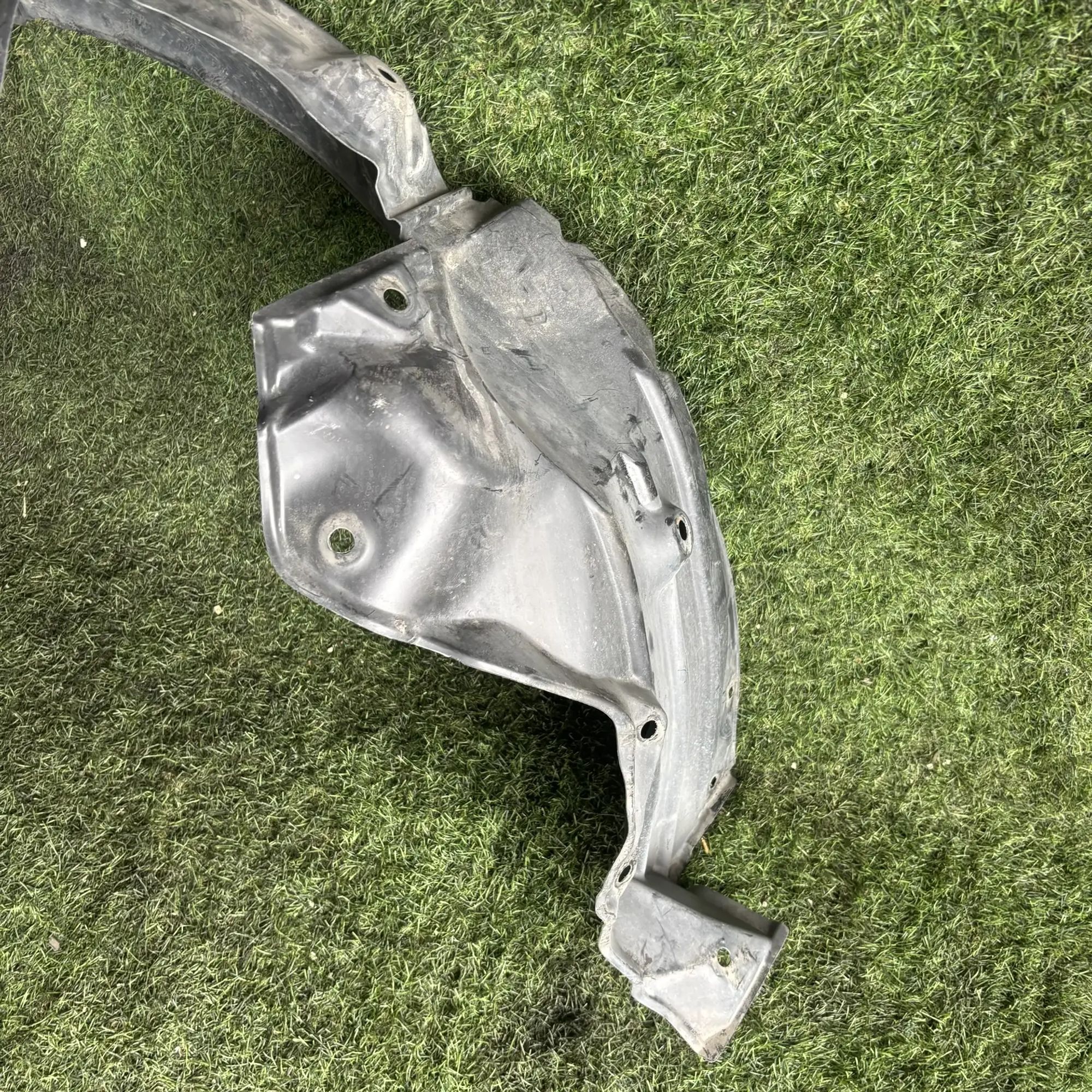 https://ycs.partsauto.market/partsauto-images/thmbs/userImages/772e461030aea93f4dbb6447c0f924d3/part/cdbeffa3-05bb-4a57-aa44-758064796e39_1777119262880.jpg