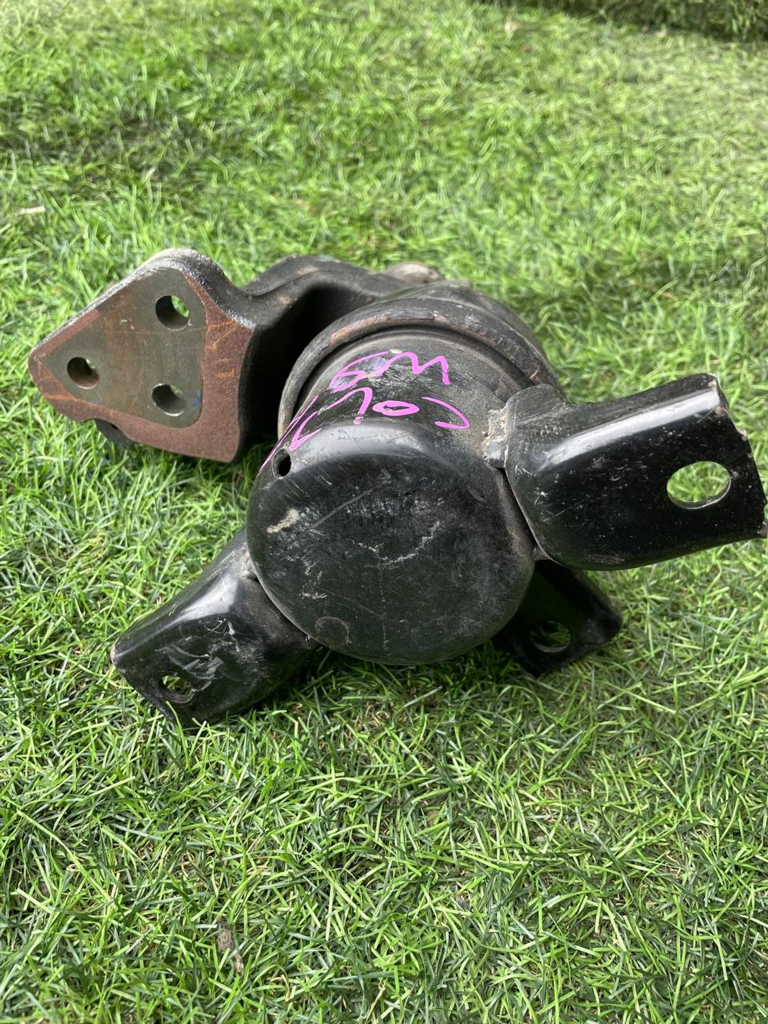 547 Опора двигателя правая Mitsubishi Colt Z23W 4A91, 3500 рублей, Невинномысск