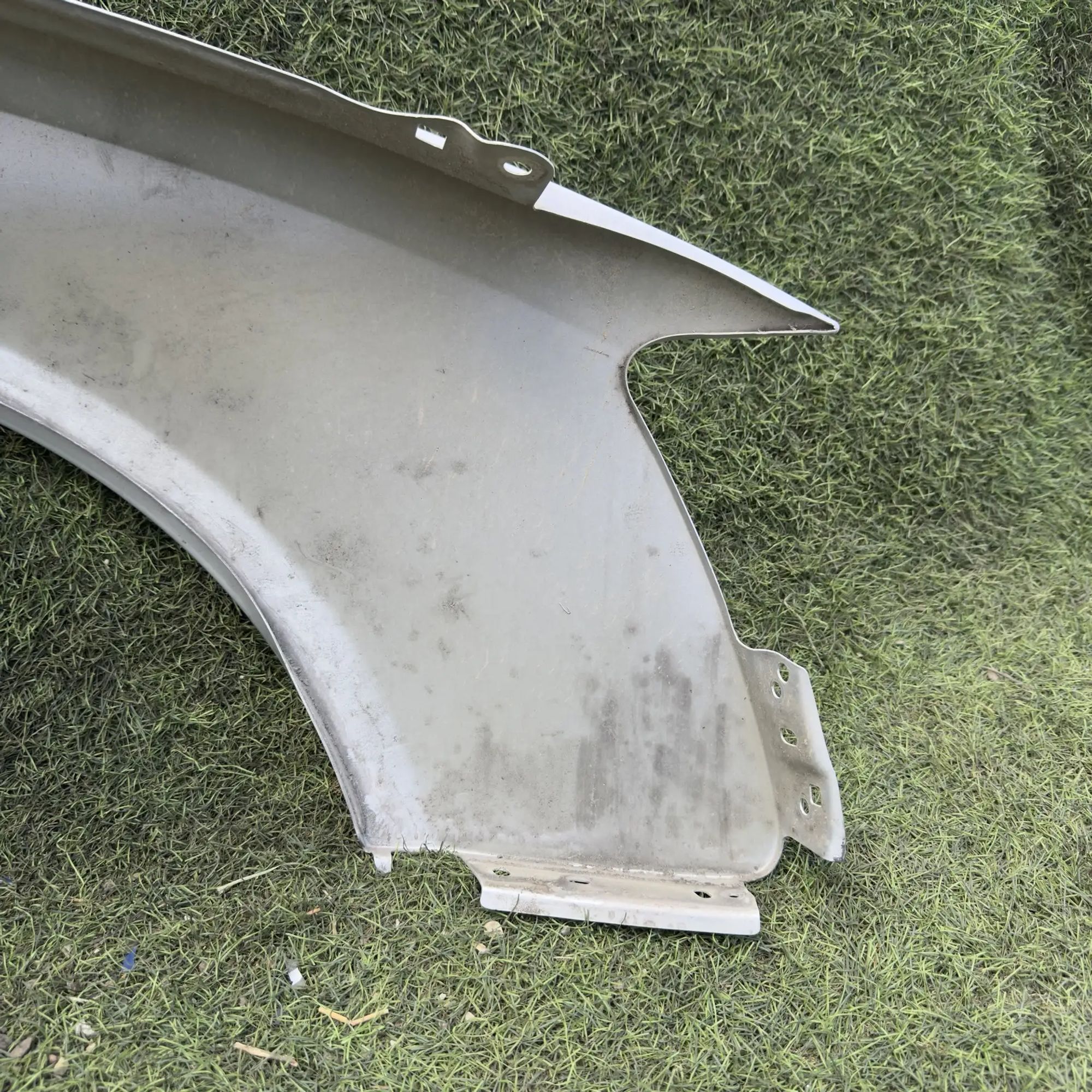 https://ycs.partsauto.market/partsauto-images/thmbs/userImages/772e461030aea93f4dbb6447c0f924d3/part/cdf1bfb8-fd83-42cd-b128-61a5d88f9dc8_1778826512871.jpg