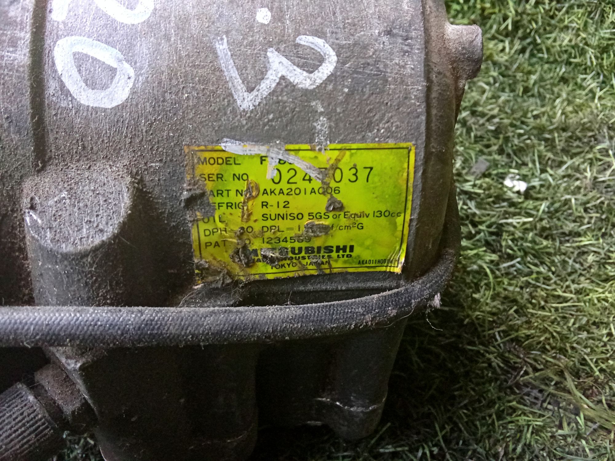 320 Компрессор кондиционера MITSUBISHI 4G37, 7500 рублей, Невинномысск