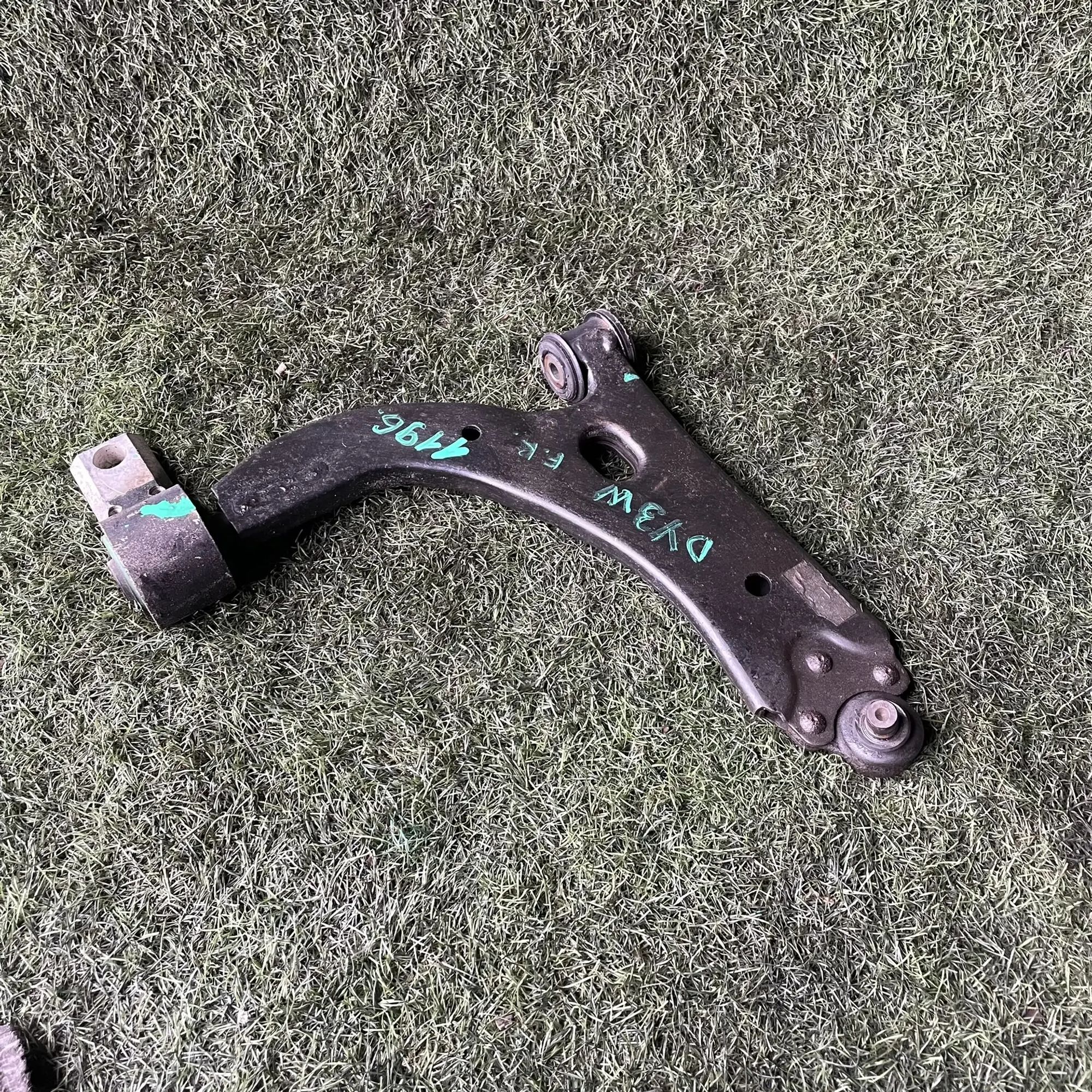 https://ycs.partsauto.market/partsauto-images/thmbs/userImages/772e461030aea93f4dbb6447c0f924d3/part/ce9e734d-84f2-469d-8987-a9ed41f99b8d_1776932949810.jpg
