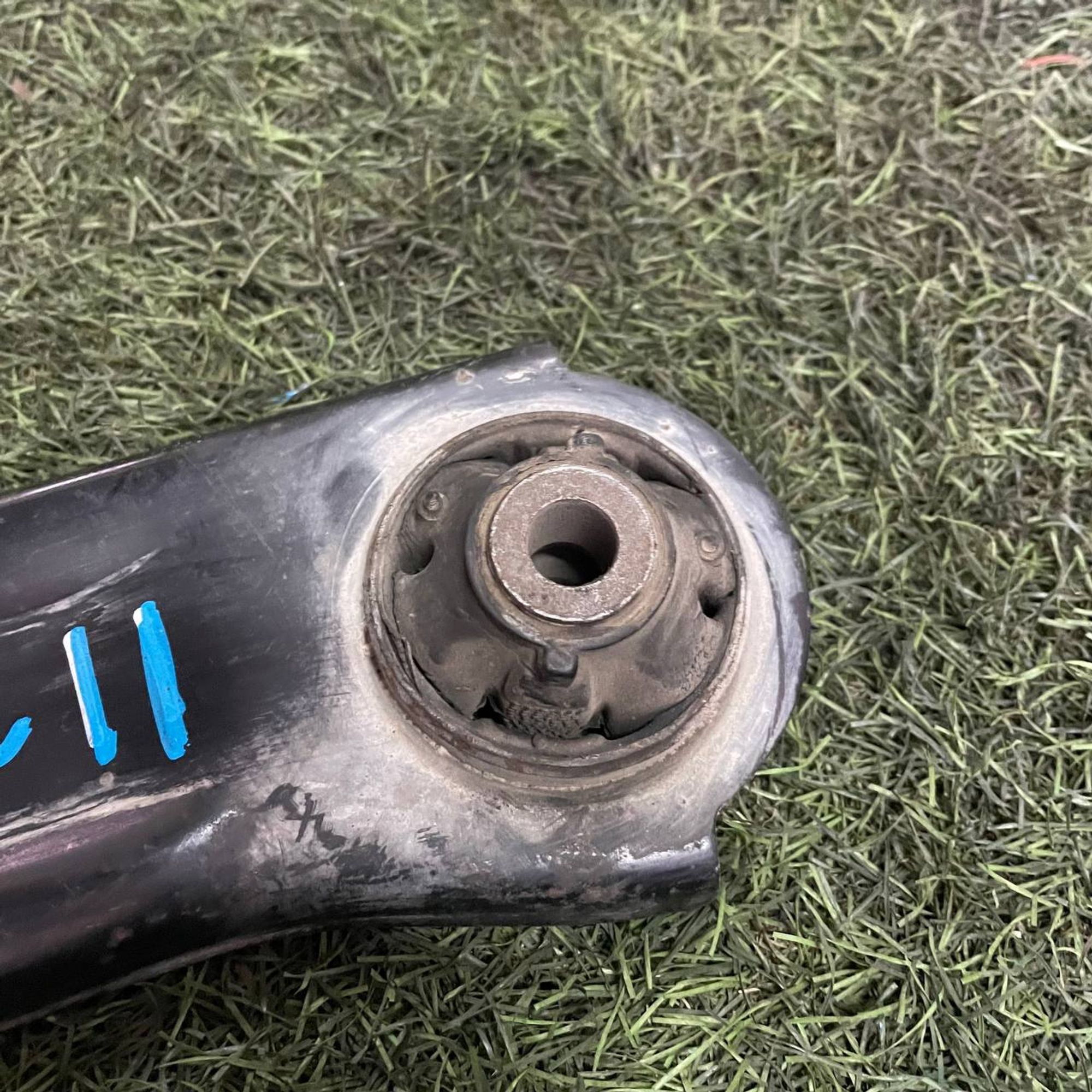 224 Рычаг передний левый нижний NISSAN TIIDA JC11, 3500 рублей, Невинномысск