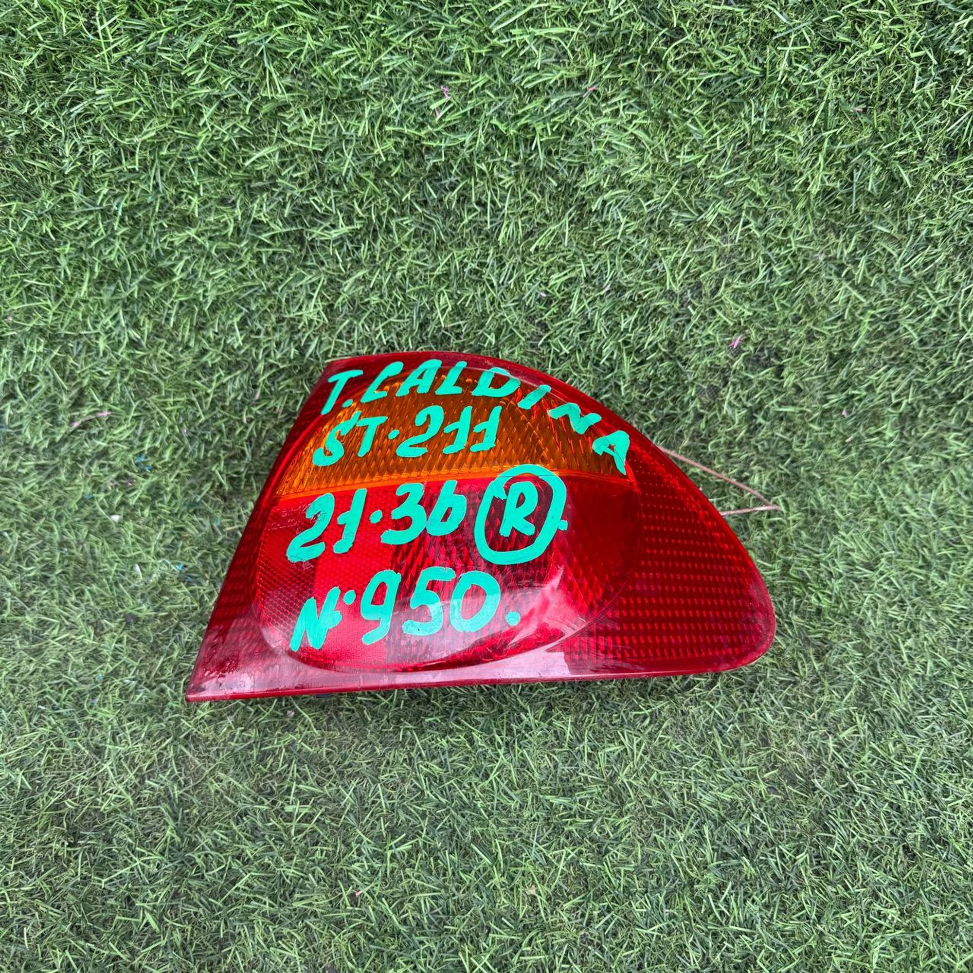 950 Фонарь задний правый TOYOTA CALDINA ST211, 1 рублей, Невинномысск