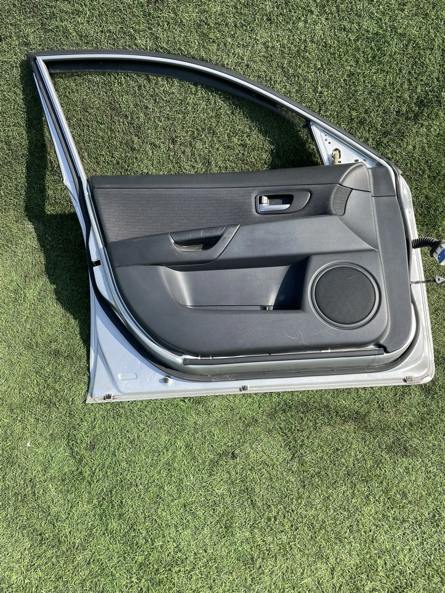 4037 Дверь передняя левая Mazda Axela BK5P ZY 2006, 13500 рублей, Невинномысск