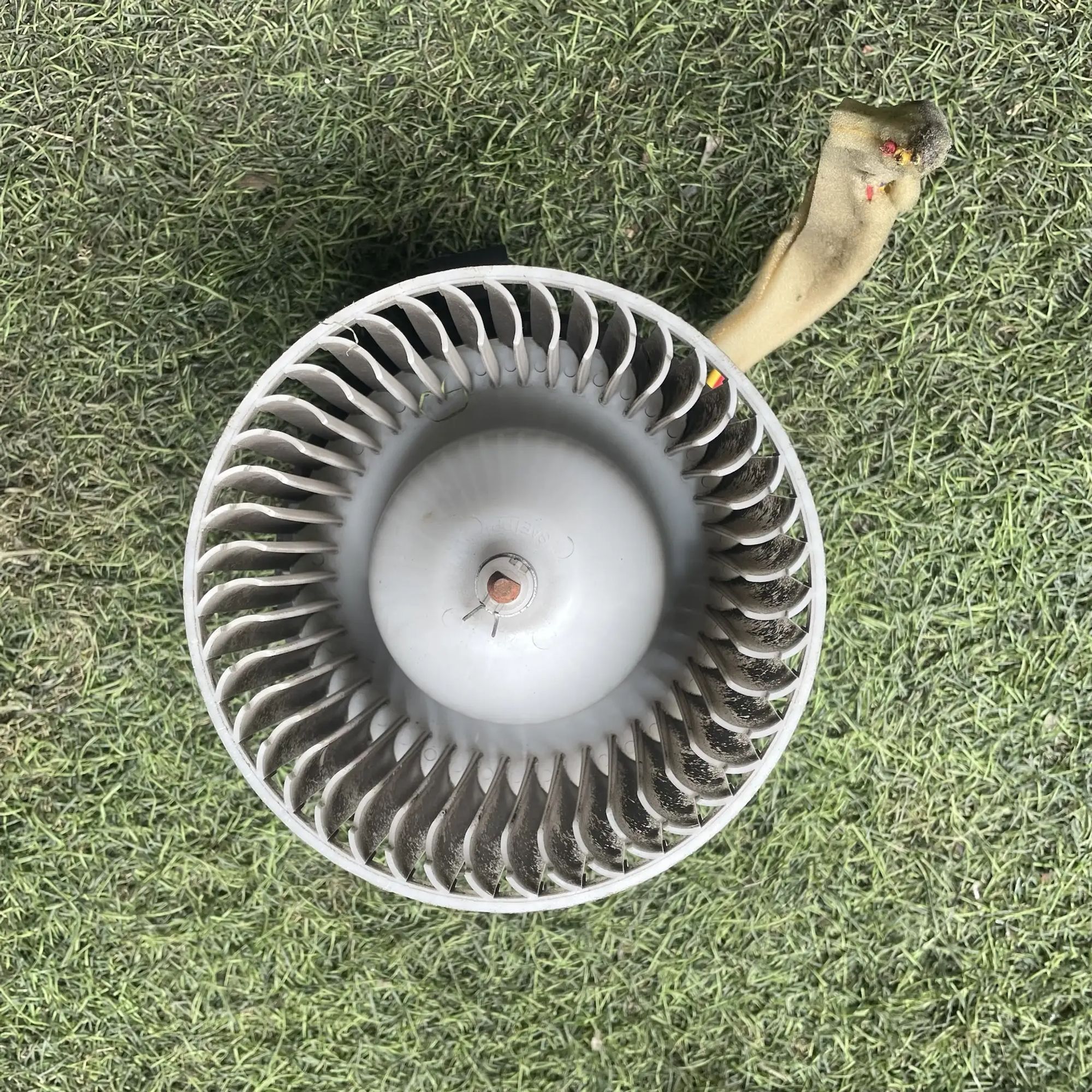 https://ycs.partsauto.market/partsauto-images/thmbs/userImages/772e461030aea93f4dbb6447c0f924d3/part/cee1ac79-9b5e-498f-9544-12caef6311e6_1779097775825.jpg