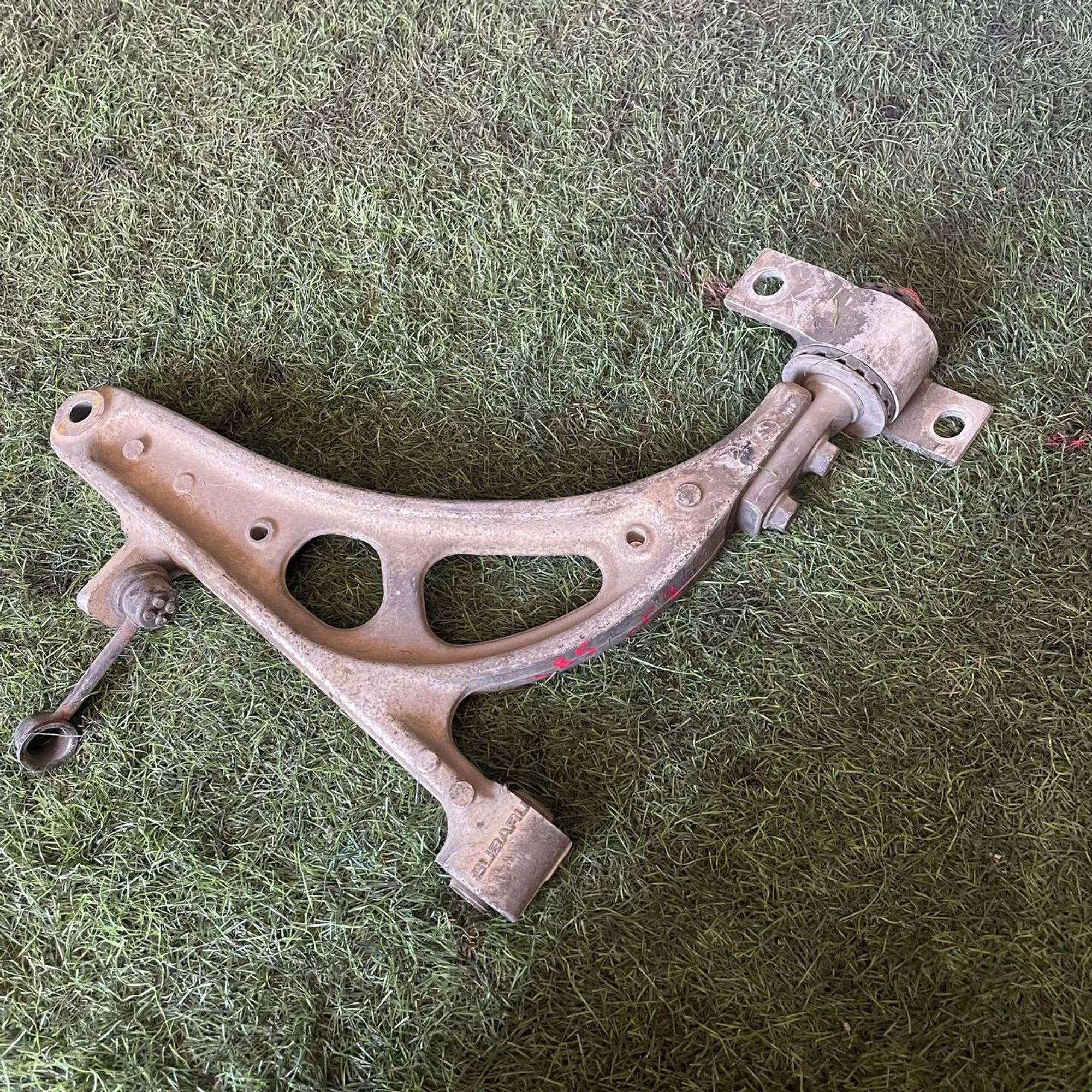 385 Рычаг передний левый нижний SUBARU IMPREZA GG2, 4500 рублей, Невинномысск