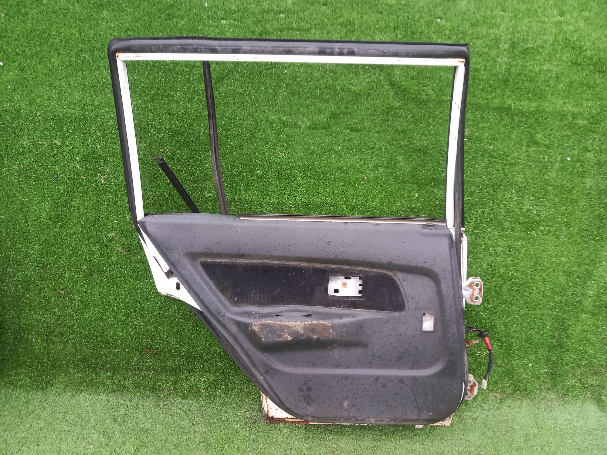 1200 дверь R/L на TOYOTA CARIB AE95, 4500 рублей, Невинномысск