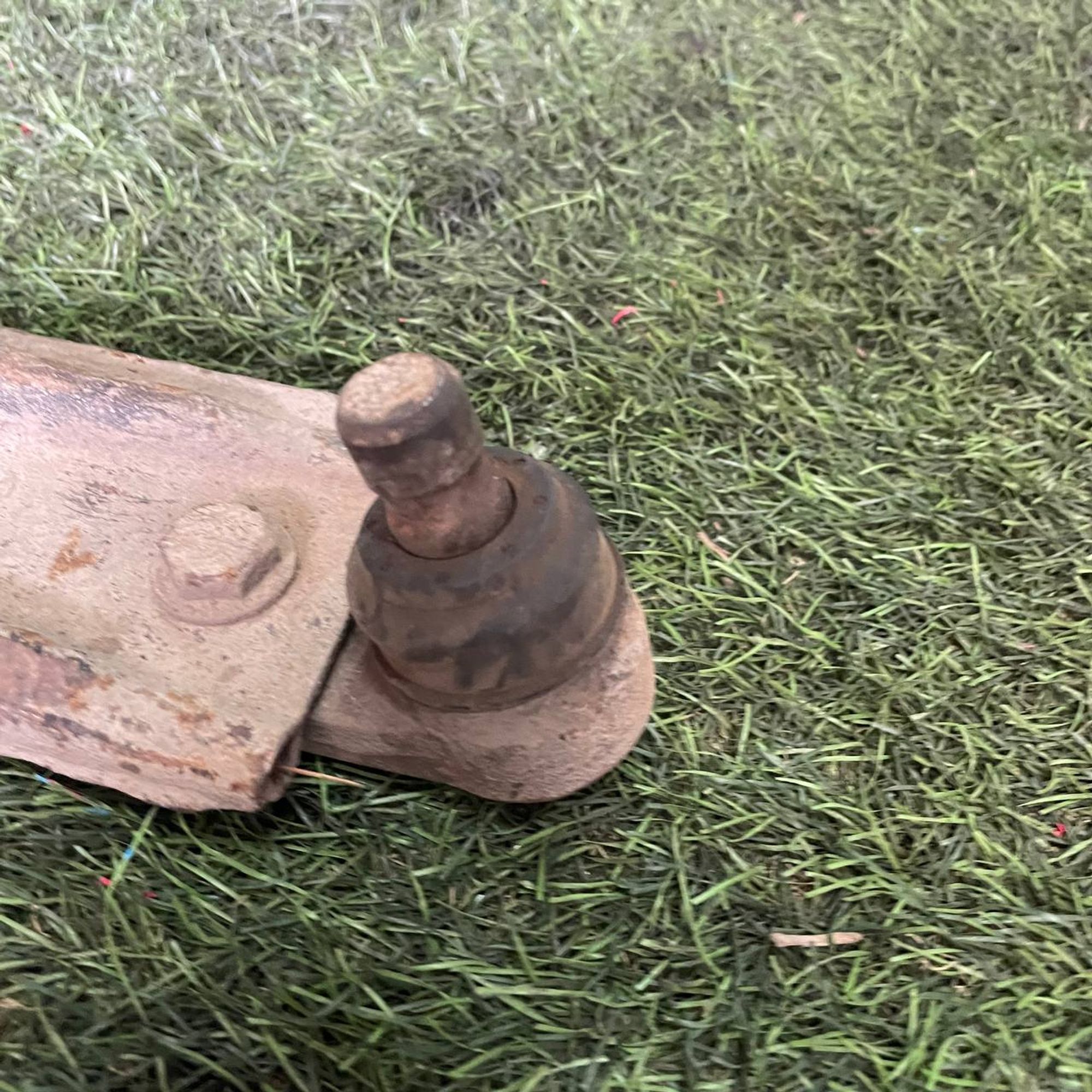 398 Рычаг передний правый нижний MAZDA 323, 1 рублей, Невинномысск