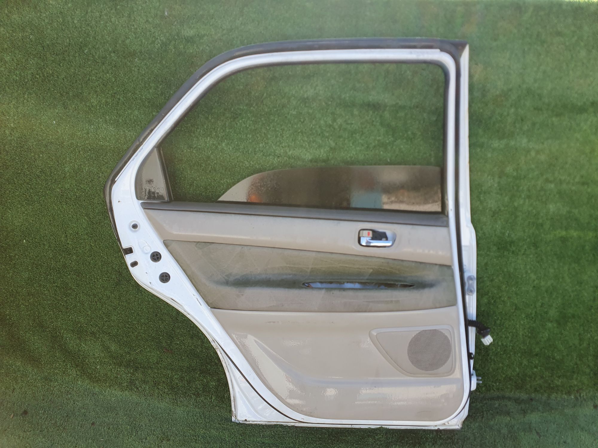 605 дверь B/L на TOYOTA VISTA ZZV50, 5500 рублей, Невинномысск