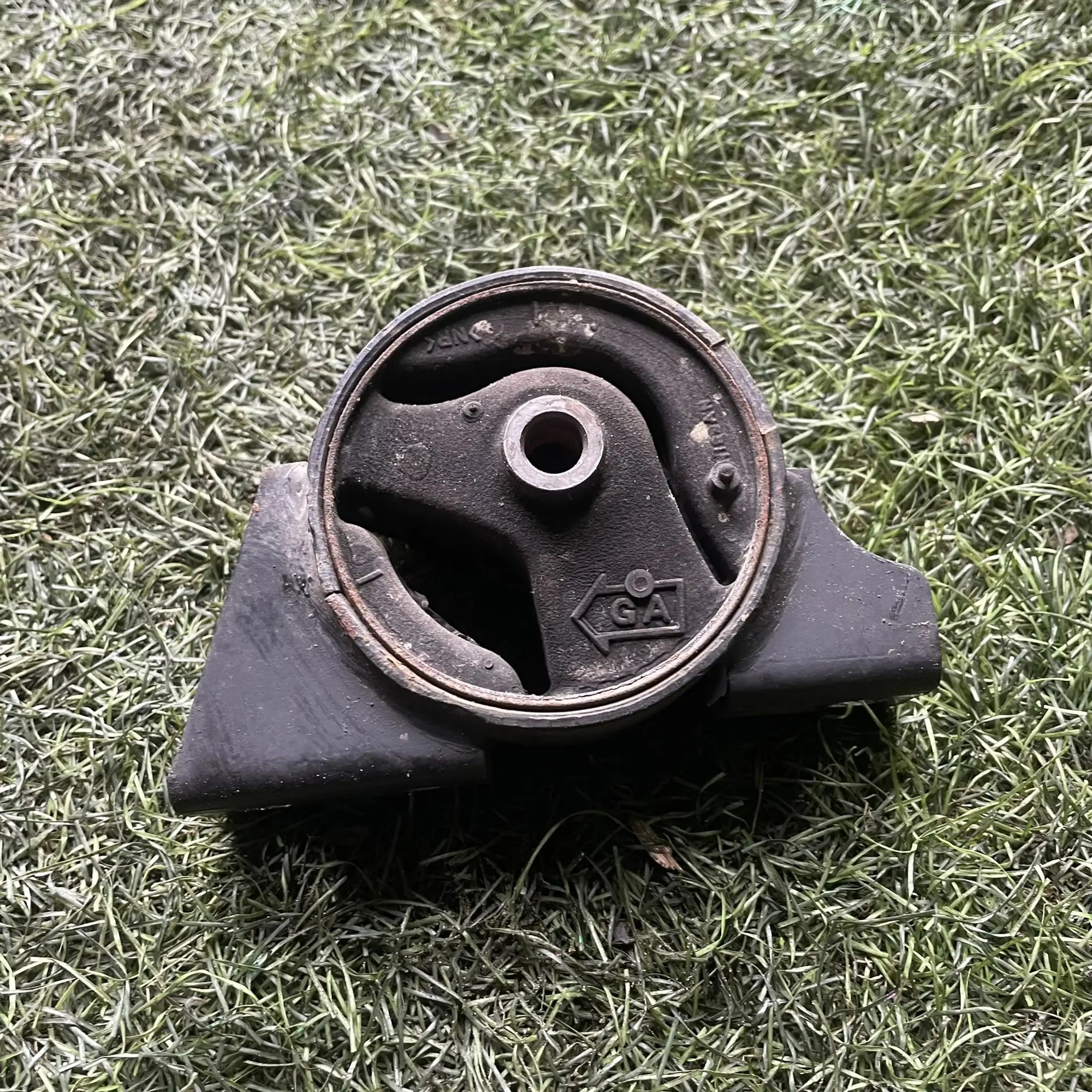 https://ycs.partsauto.market/partsauto-images/thmbs/userImages/772e461030aea93f4dbb6447c0f924d3/part/d09f694c-112d-4ced-93da-6a6ac7a756b1_1776938987457.jpg
