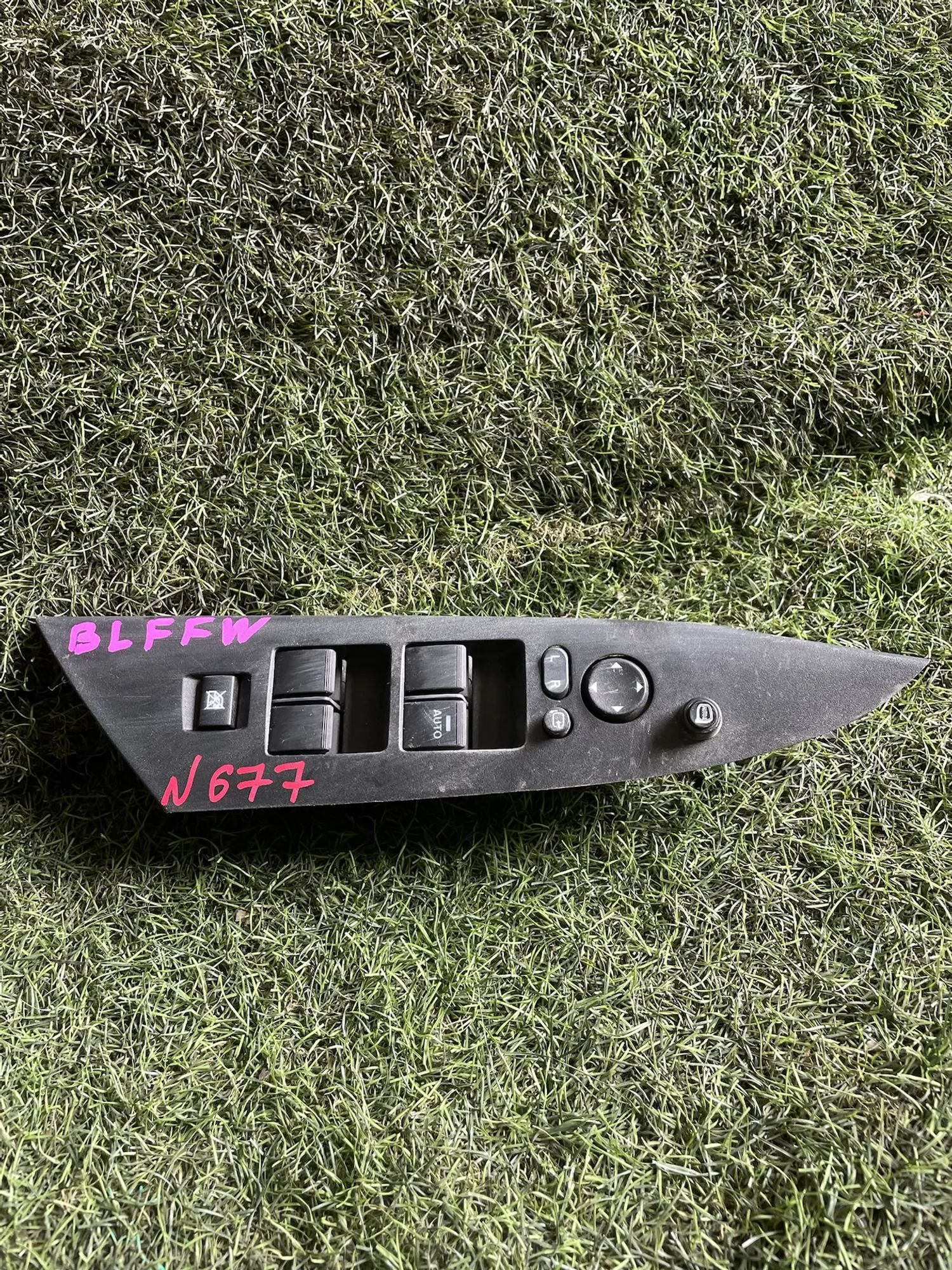 https://ycs.partsauto.market/partsauto-images/thmbs/userImages/772e461030aea93f4dbb6447c0f924d3/part/d12cd6d3-0d43-4b48-adb9-394d7c89e9b6_1778673046291.jpg