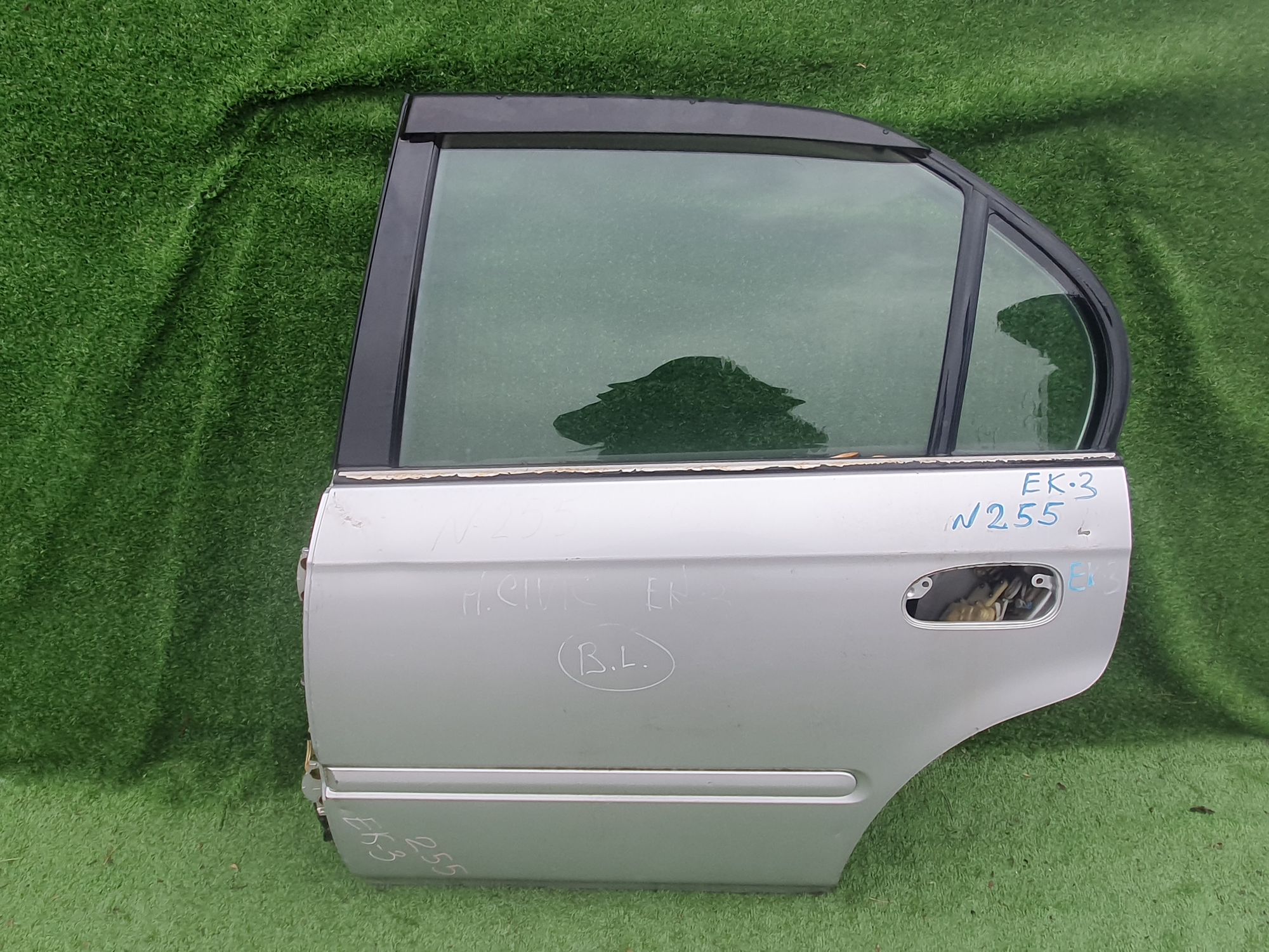 255 дверь на HONDA CIVIC EK3, 7500 рублей, Невинномысск