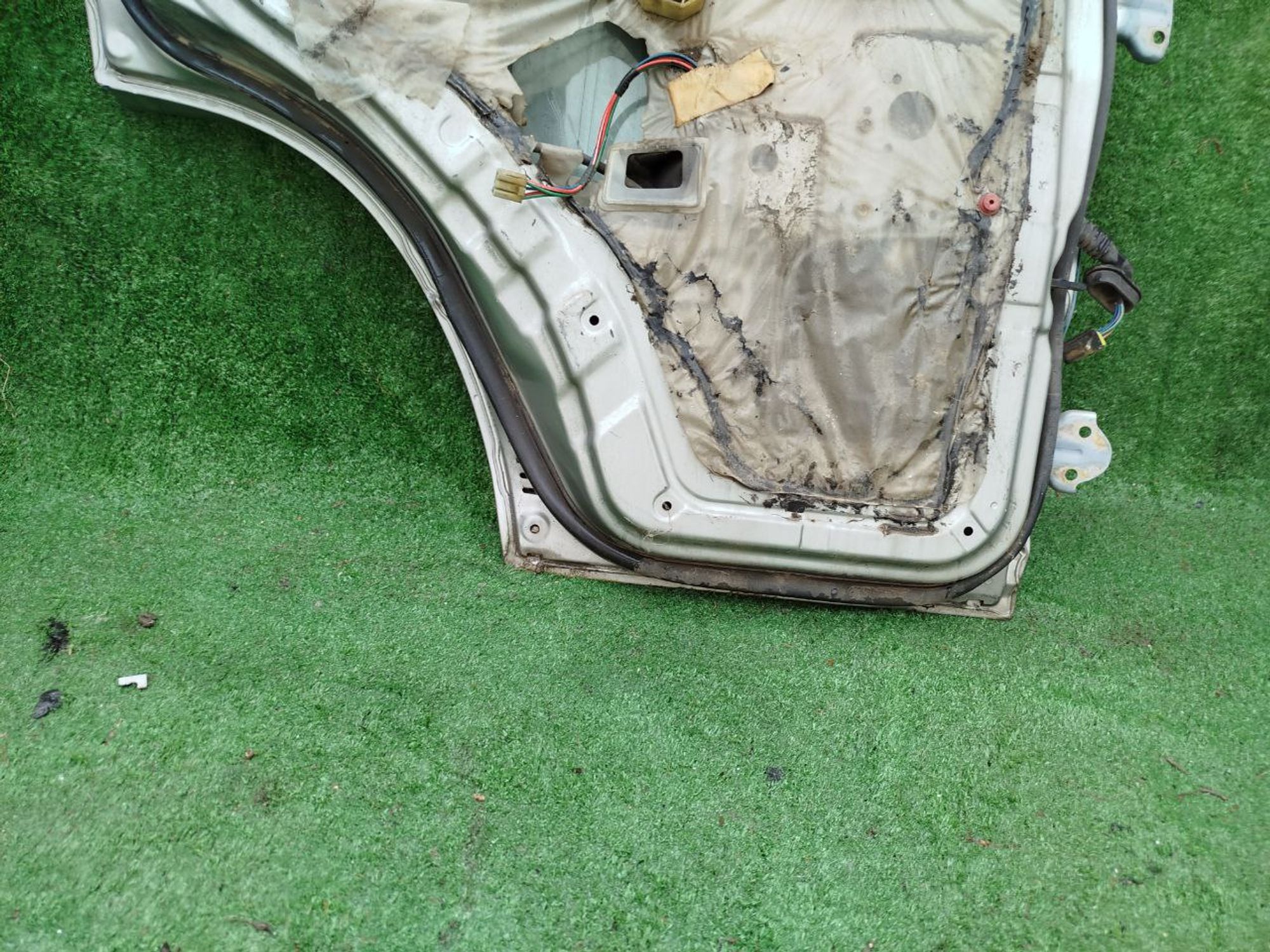 906 дверь на MITSUBISHI PAJERO V46W, 15000 рублей, Невинномысск