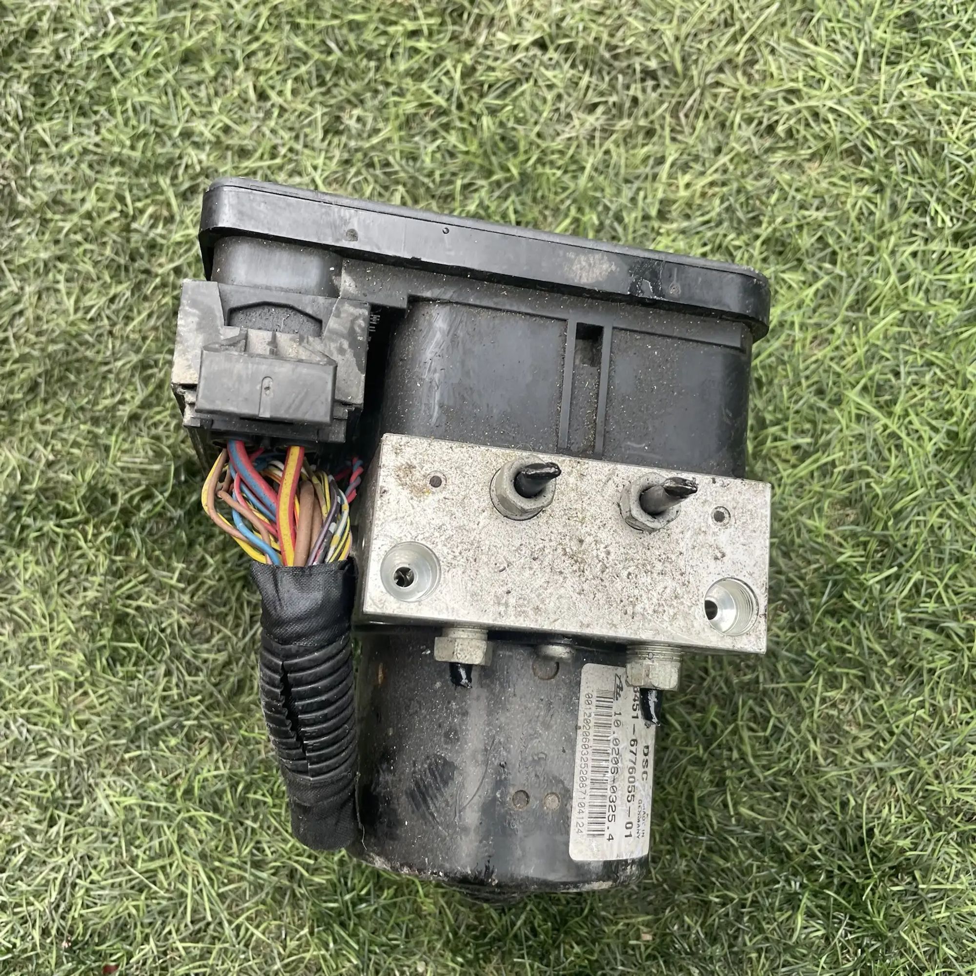 https://ycs.partsauto.market/partsauto-images/thmbs/userImages/772e461030aea93f4dbb6447c0f924d3/part/d26cc65b-2c3c-4b7c-a192-2e97b6bc7fcc_1779188865683.jpg