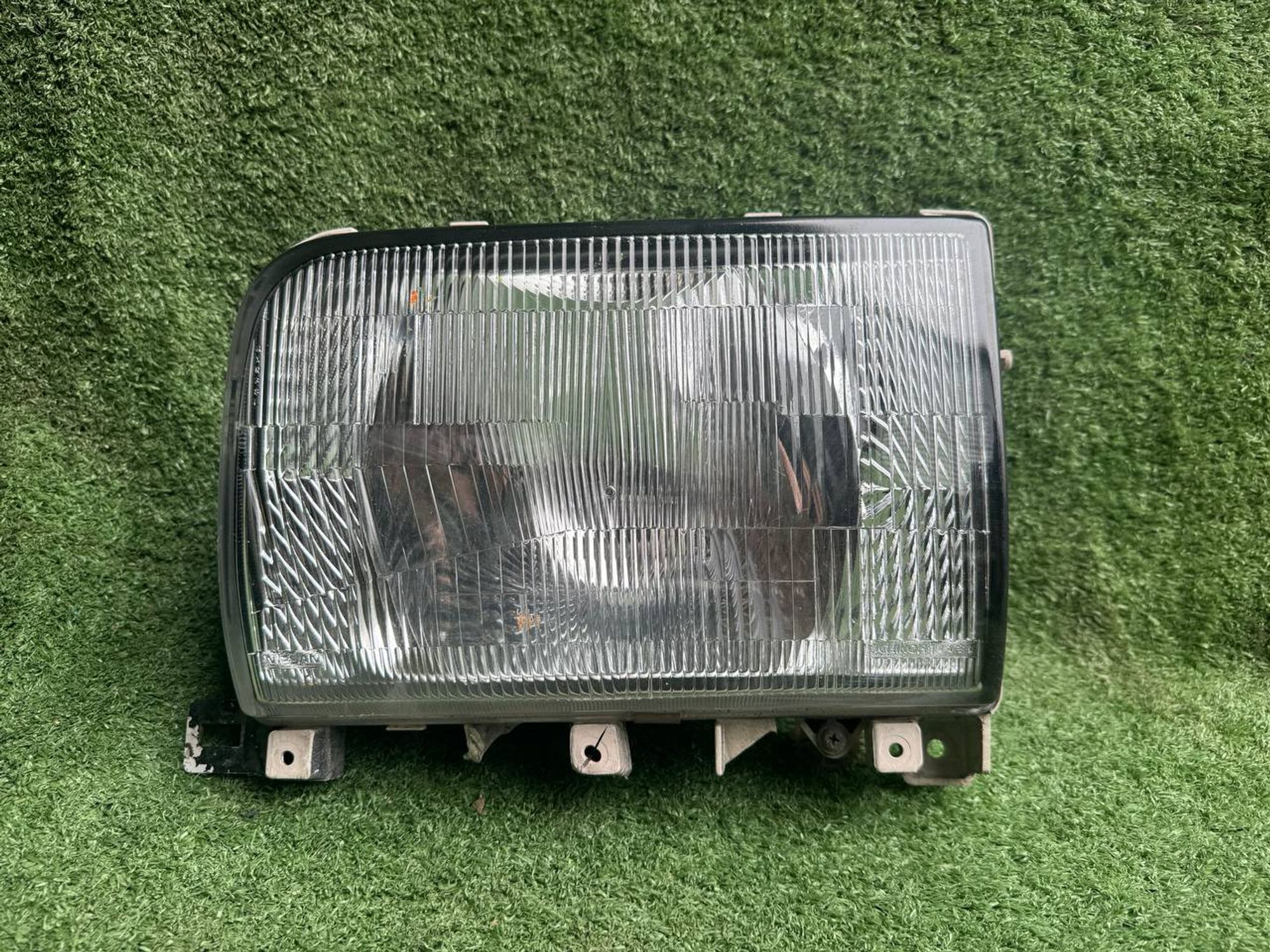 1041 фара левая NISSAN ATLAS, 6500 рублей, Невинномысск