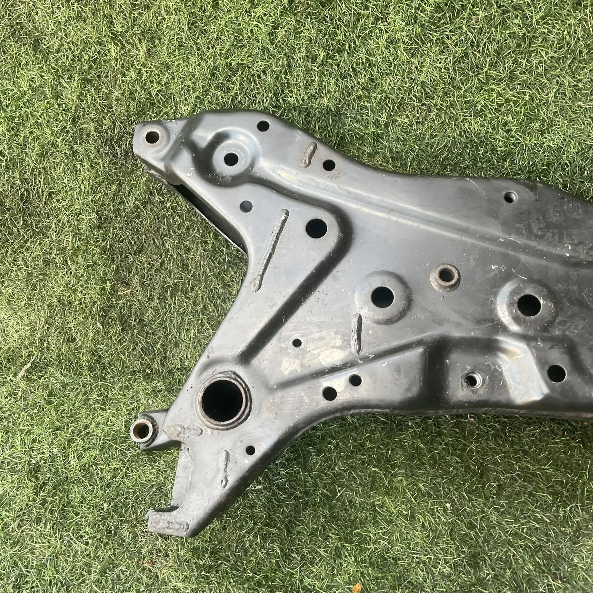https://ycs.partsauto.market/partsauto-images/thmbs/userImages/772e461030aea93f4dbb6447c0f924d3/part/d2c351d8-df01-4ba8-8b63-e19ff73ddbb1_1776854973589.jpg