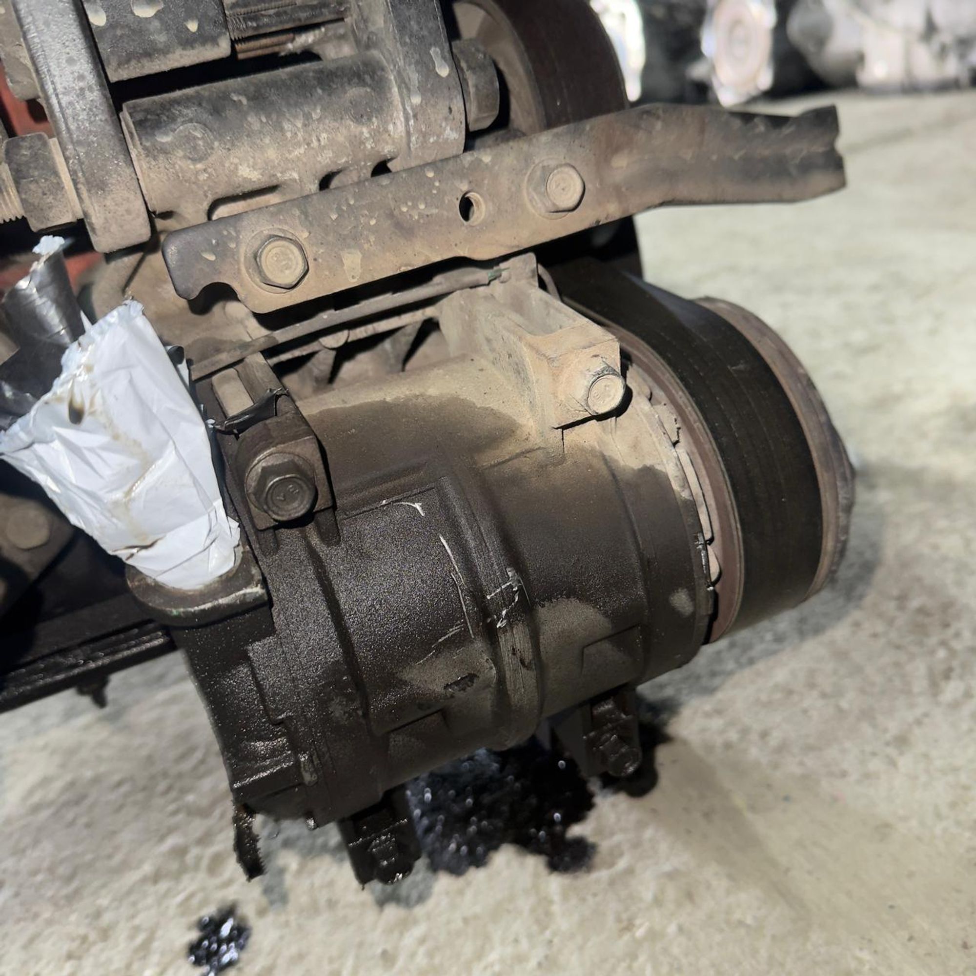 Компрессор кондиционера Isuzu Forward 6HH1, 12000 рублей, Невинномысск