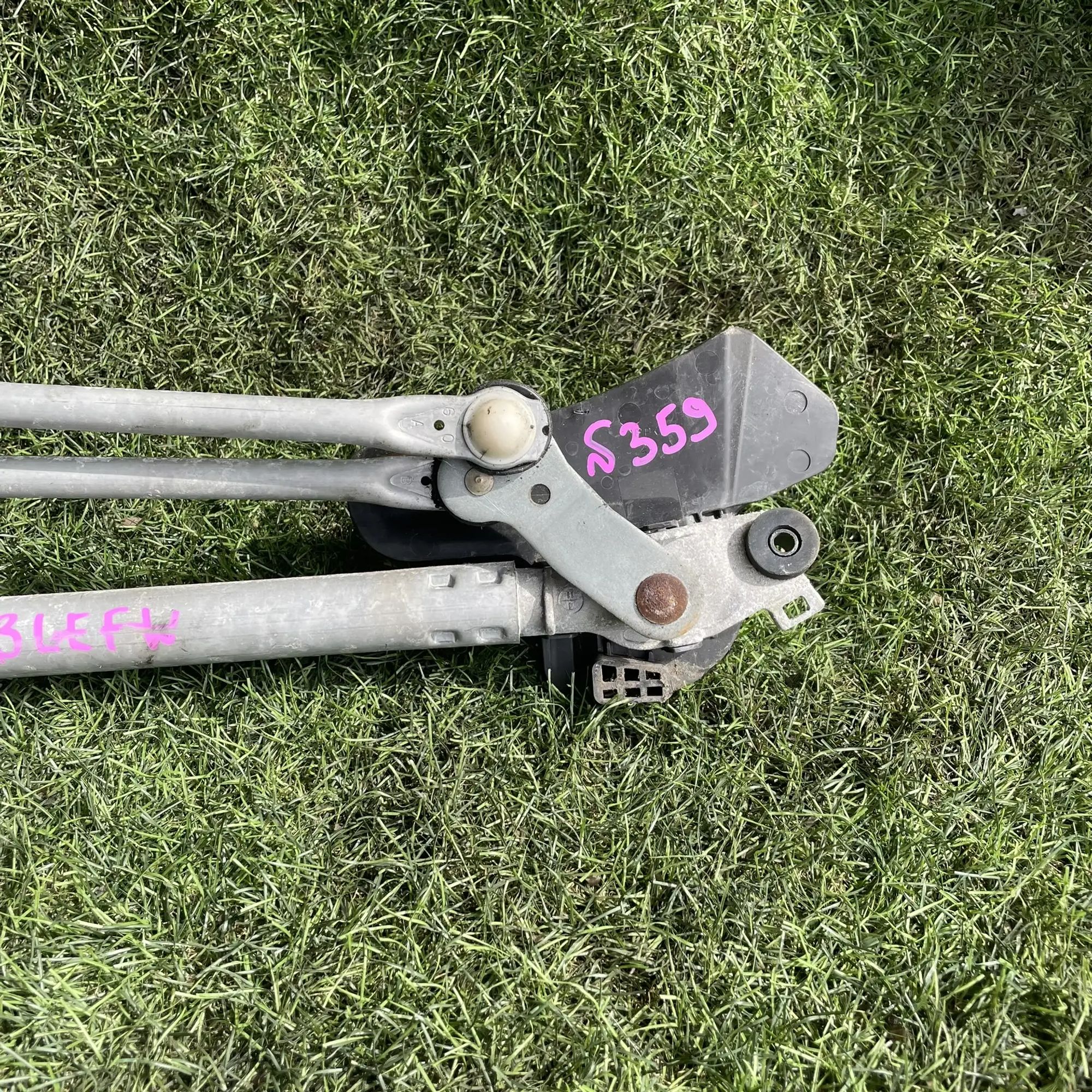 https://ycs.partsauto.market/partsauto-images/thmbs/userImages/772e461030aea93f4dbb6447c0f924d3/part/d32b462f-08f6-4f54-ac79-60ba0d67ad4a_1776510820130.jpg