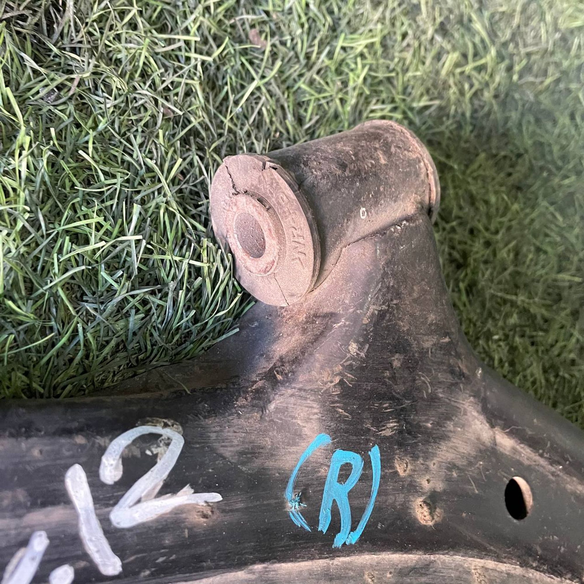 309 Рычаг передний правый нижний NISSAN MARCH AK12, 3000 рублей, Невинномысск