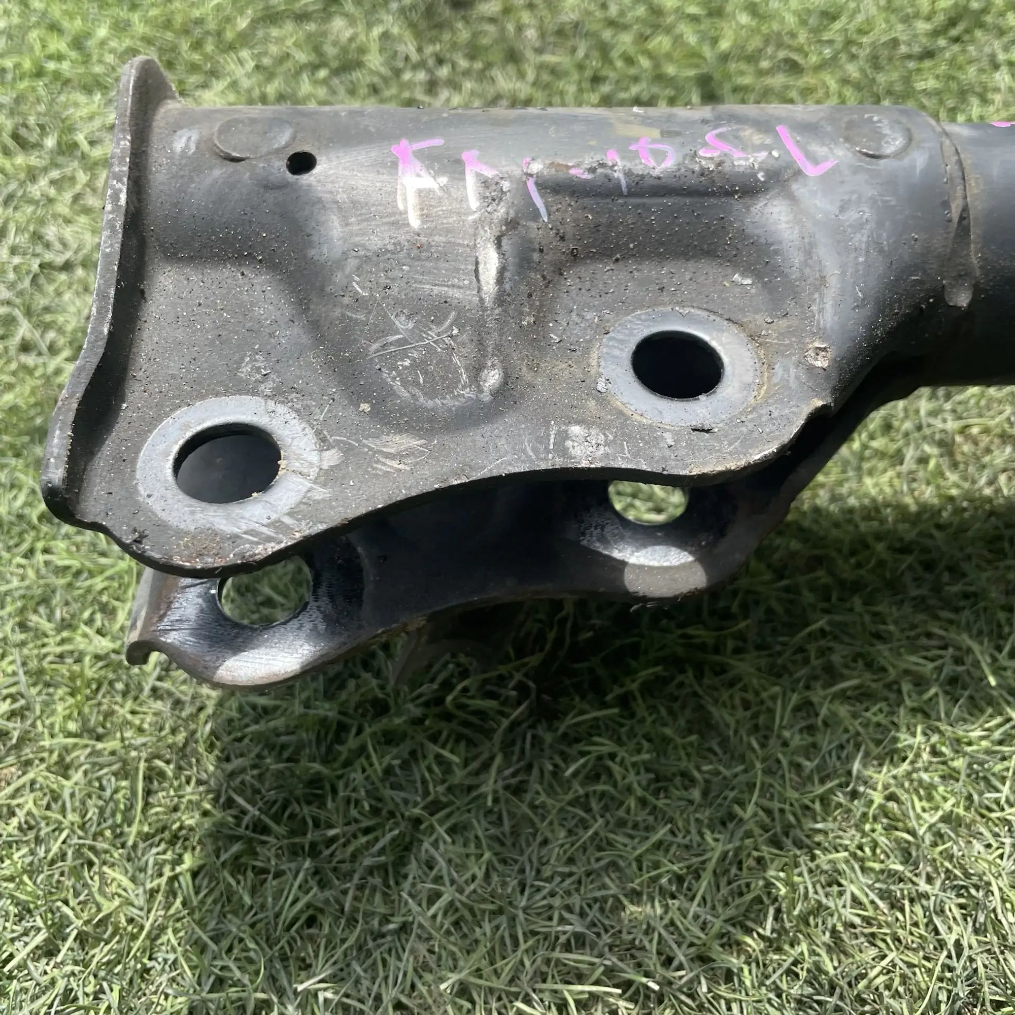 https://ycs.partsauto.market/partsauto-images/thmbs/userImages/772e461030aea93f4dbb6447c0f924d3/part/d3f6ce61-9449-48e8-958e-ba308ab21bce_1779168517792.jpg