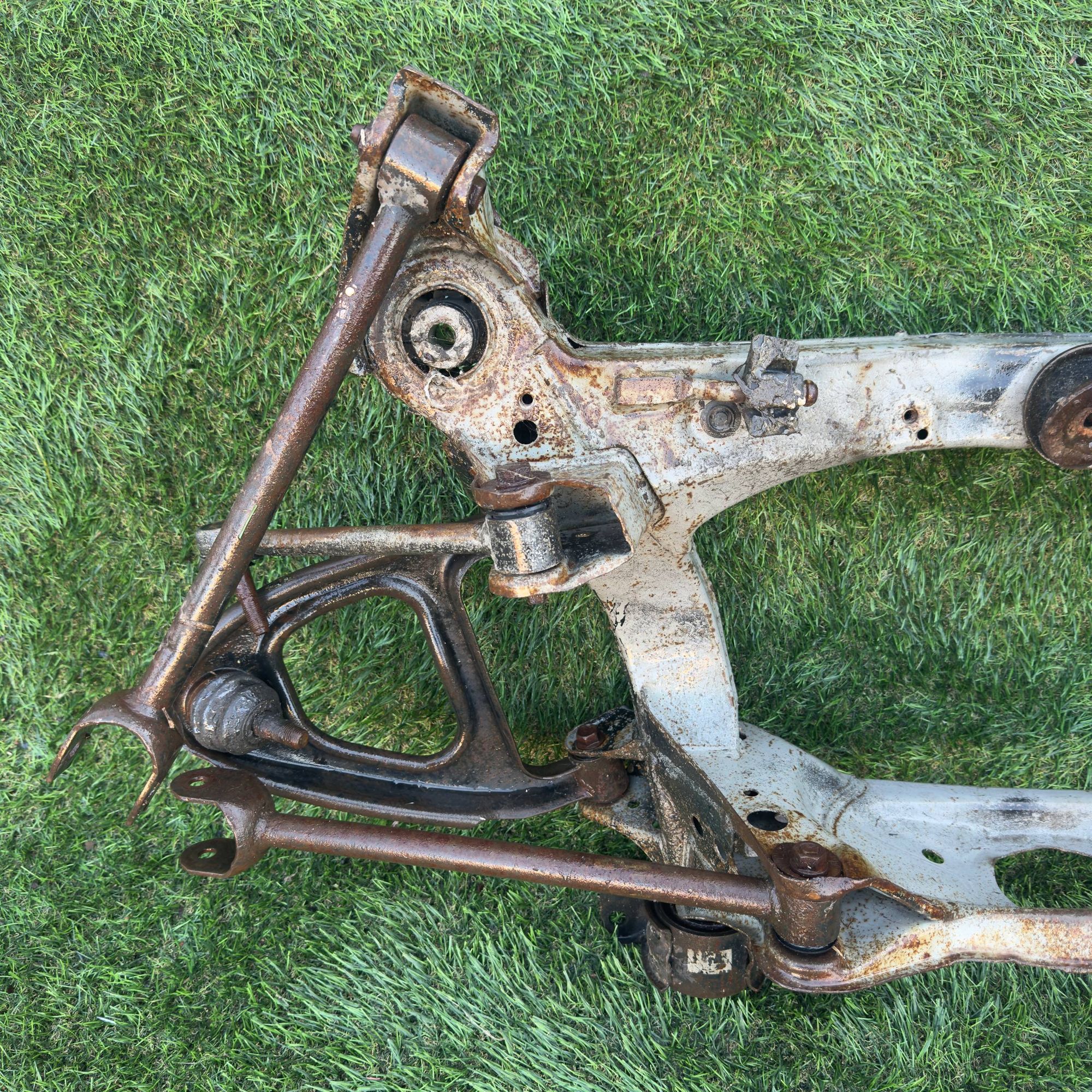 104 Подрамник задний TOYOTA MARK II GX90, 1 рублей, Невинномысск