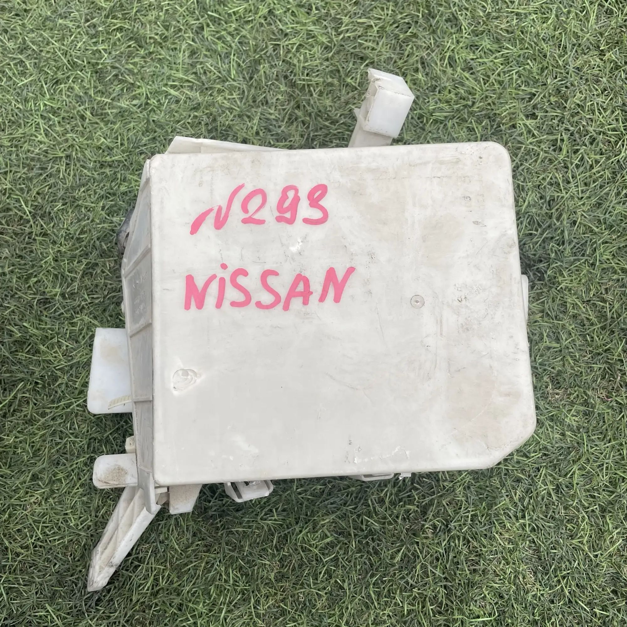 https://ycs.partsauto.market/partsauto-images/thmbs/userImages/772e461030aea93f4dbb6447c0f924d3/part/d4848d13-ebdb-4ca2-a258-03b666fbb327_1779103384578.jpg