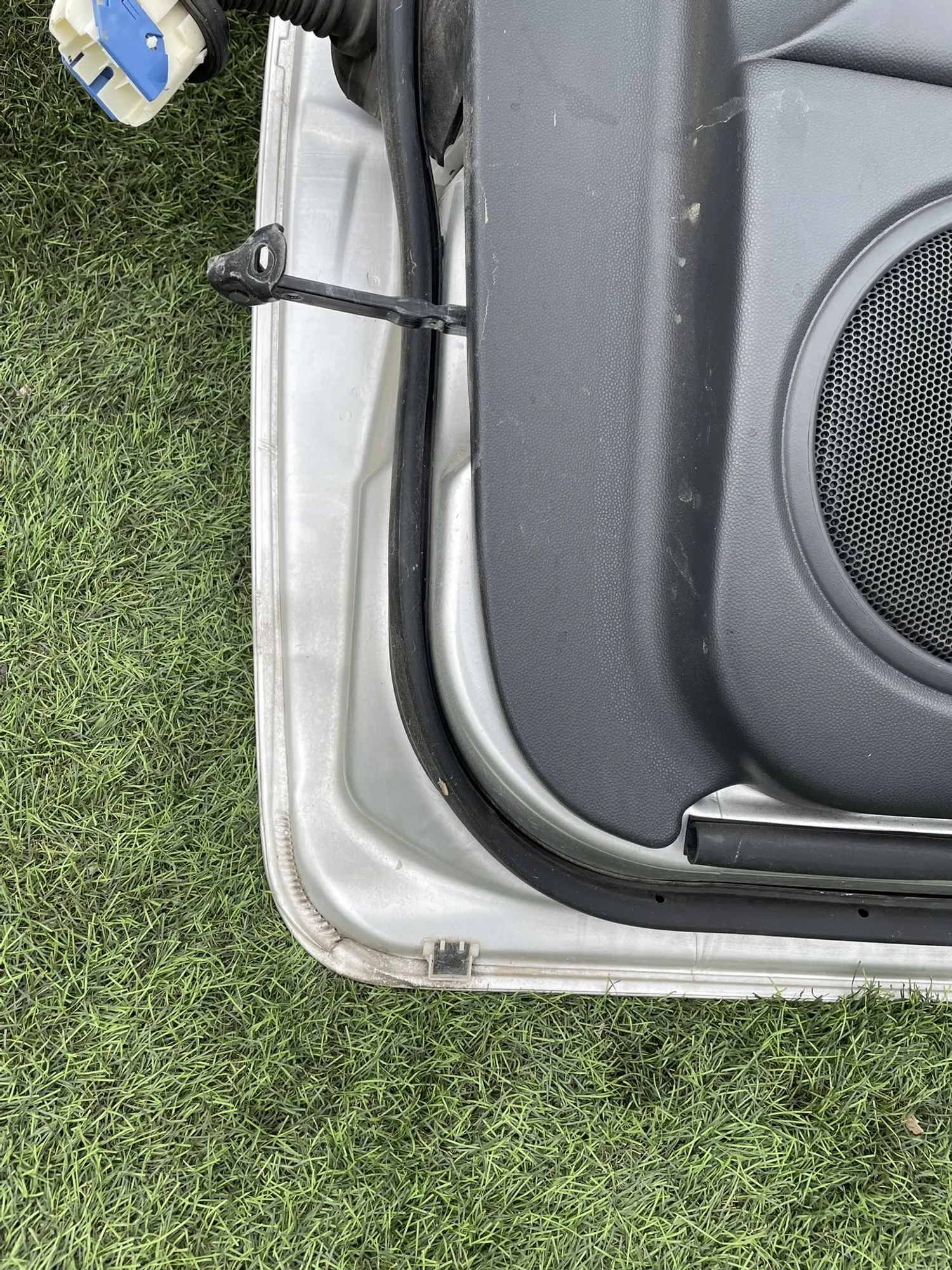 4027 Дверь передняя правая Mazda Axela BK5P ZY 2006, 13500 рублей, Невинномысск