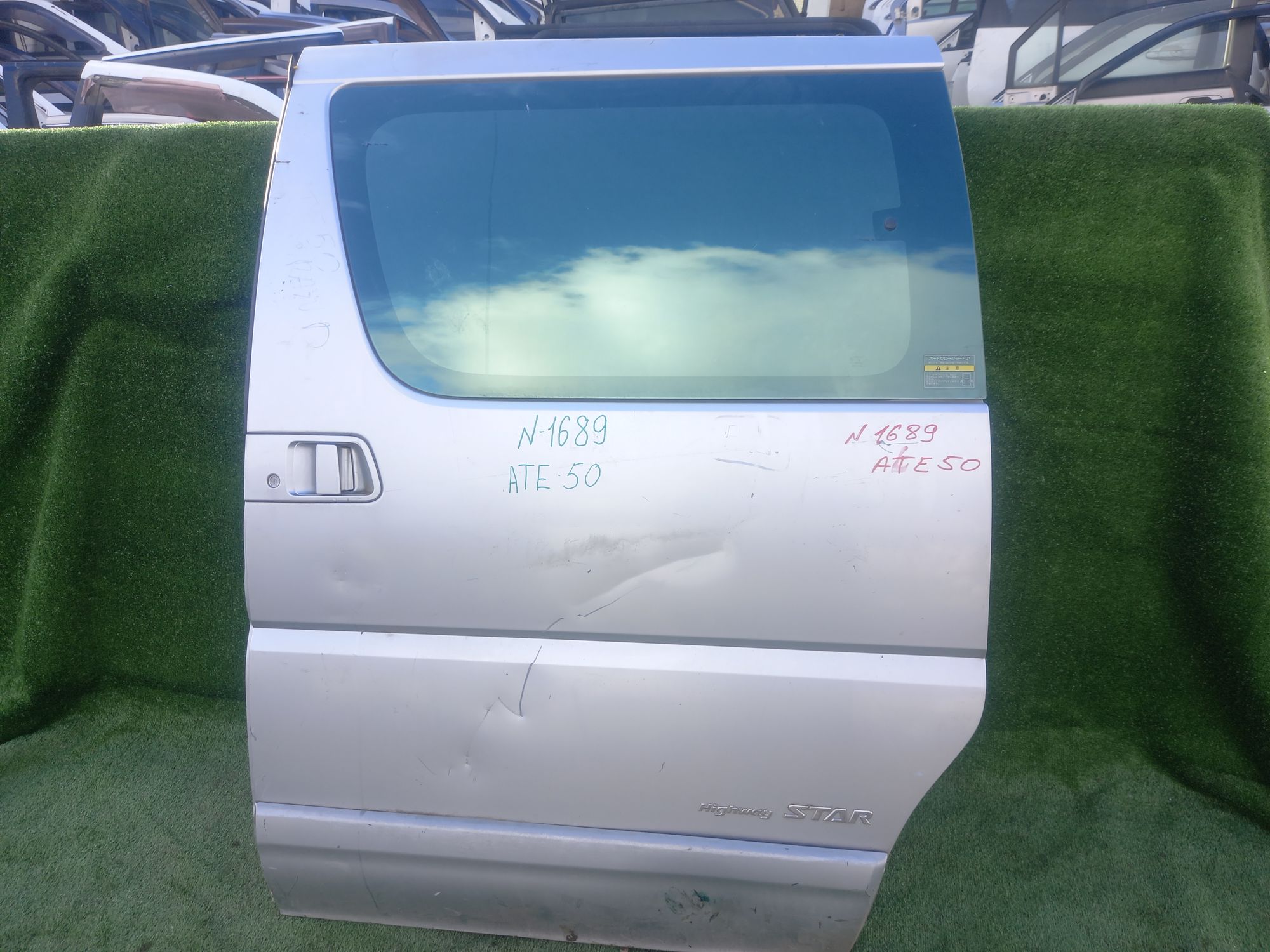 1689 дверь на NISSAN ELGRAND ATE50, 24500 рублей, Невинномысск