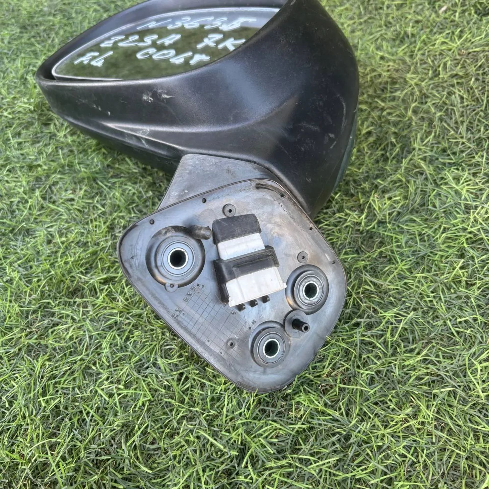 https://ycs.partsauto.market/partsauto-images/thmbs/userImages/772e461030aea93f4dbb6447c0f924d3/part/d4fa8c47-42f1-42f7-bf00-5cf2a37fd371_1773990202733.jpg