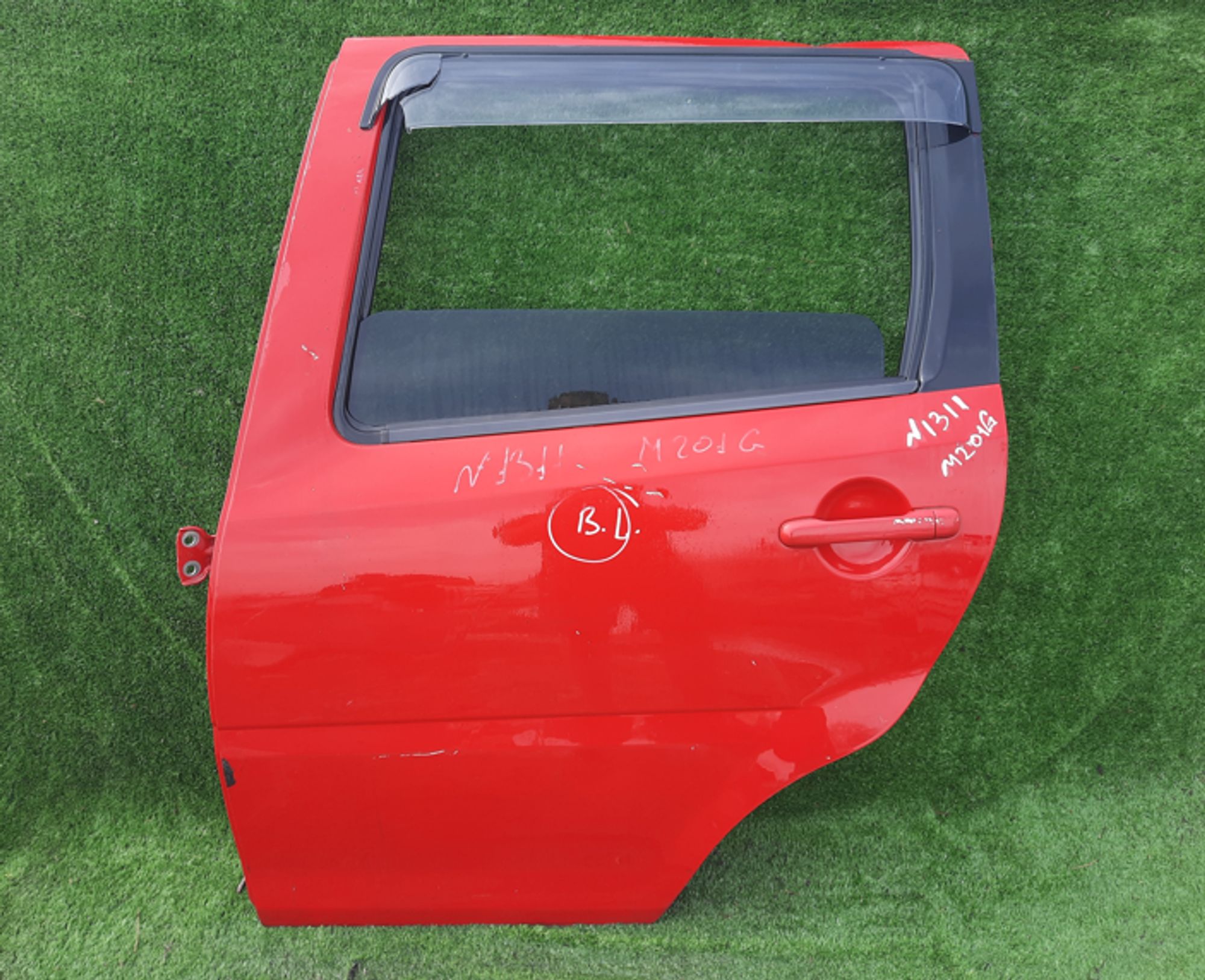 1311 дверь на DAIHATSU YRV M201G, 7500 рублей, Невинномысск