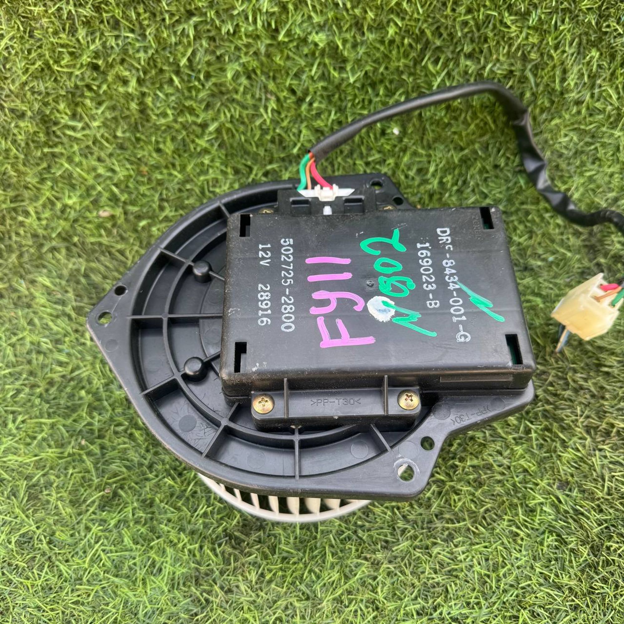 https://ycs.partsauto.market/partsauto-images/thmbs/userImages/772e461030aea93f4dbb6447c0f924d3/part/d528a2c3-ced7-4094-88f3-be3539bae129_1739357190552.jpg