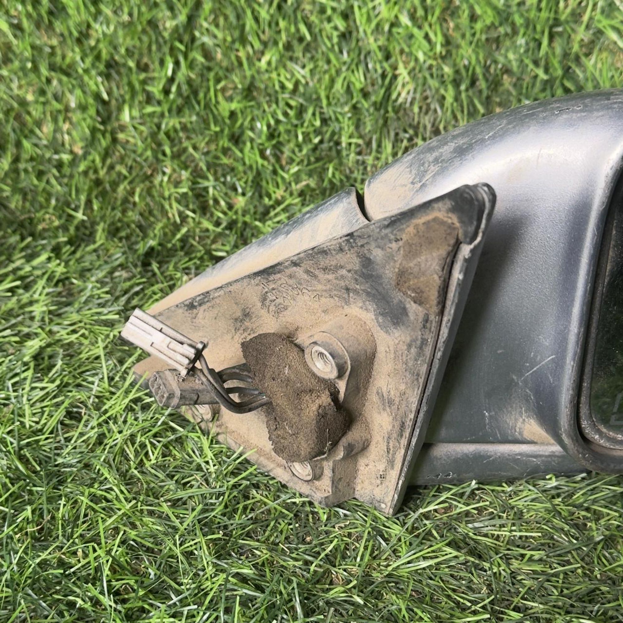 305 Зеркало боковое правое MITSUBISHI GALANT E32A, 3500 рублей, Невинномысск