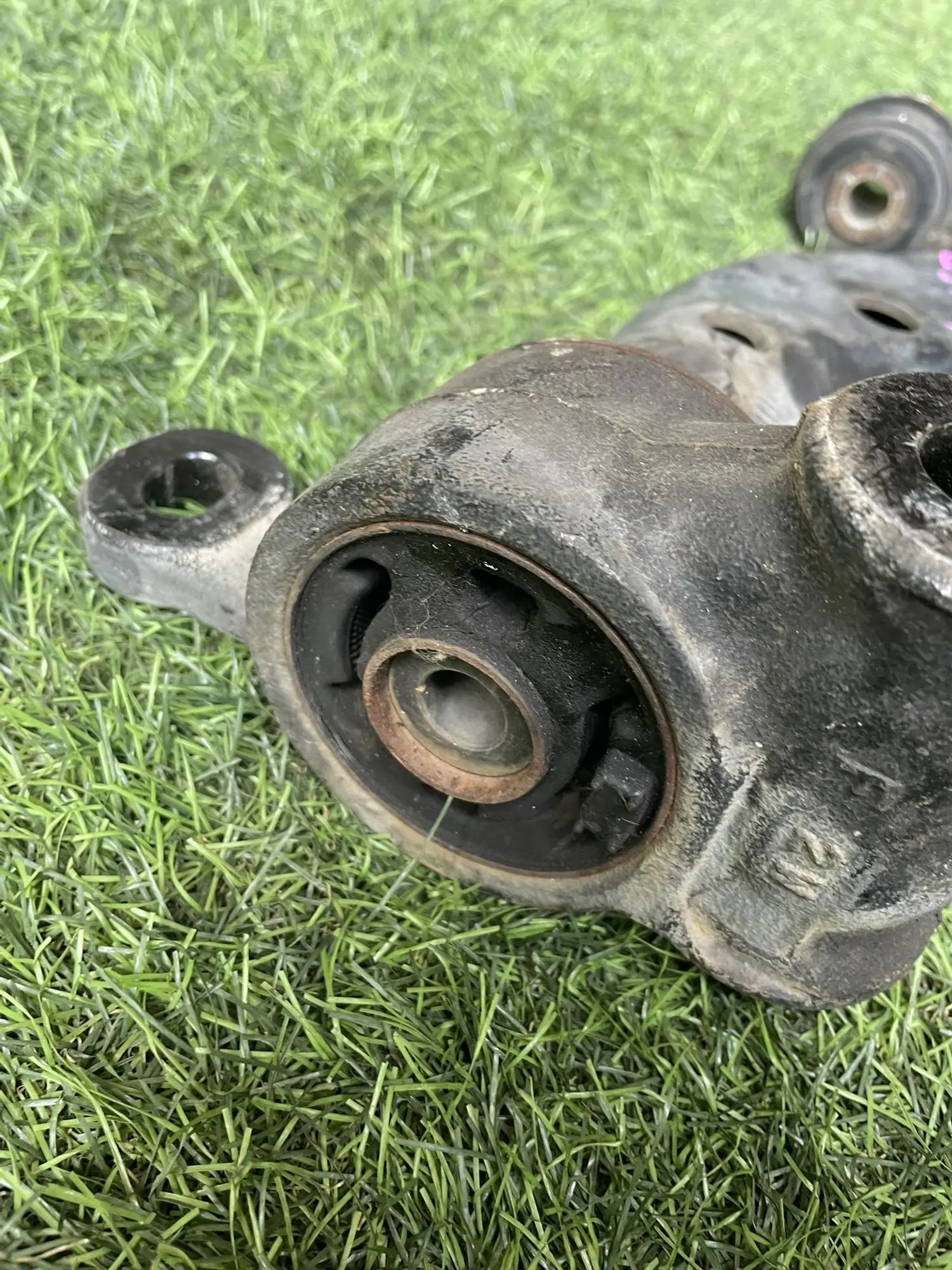 https://ycs.partsauto.market/partsauto-images/thmbs/userImages/772e461030aea93f4dbb6447c0f924d3/part/d5969473-7c5b-4fd1-ab62-d5bf39b81f94_1774432302067.jpg