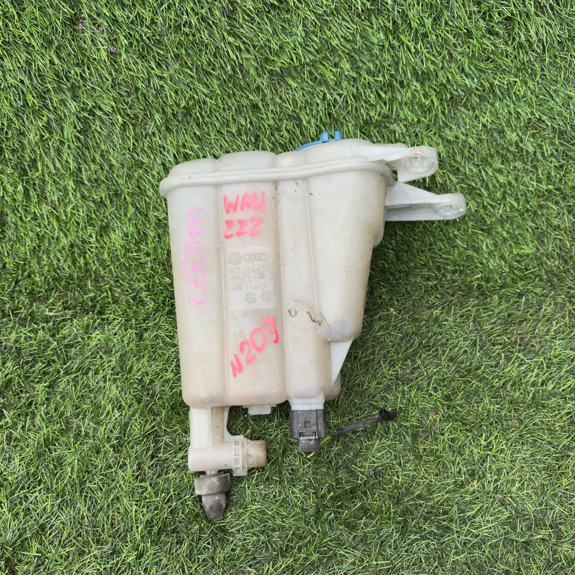 203 Бачок расширительный ОЖ Audi A4 B8, 4500 рублей, Невинномысск