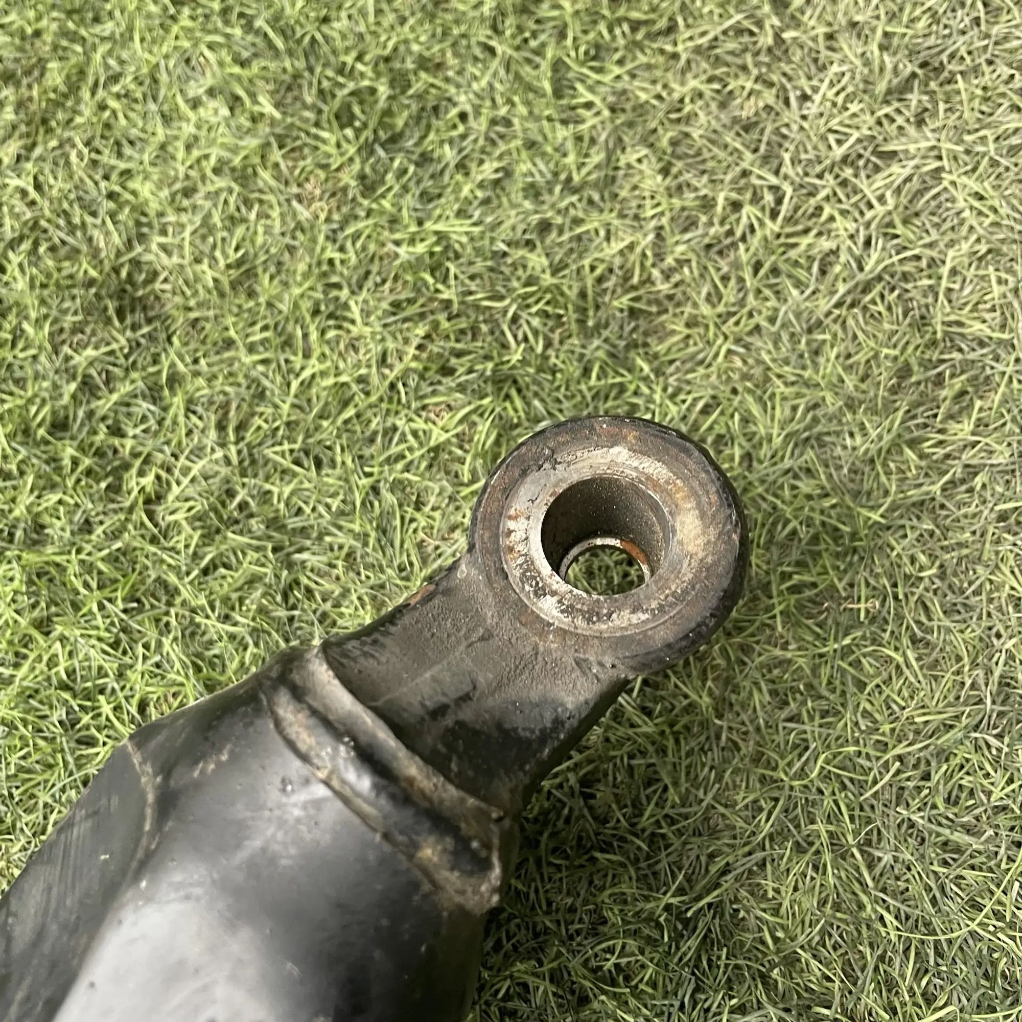 https://ycs.partsauto.market/partsauto-images/thmbs/userImages/772e461030aea93f4dbb6447c0f924d3/part/d6060189-2e96-4acd-bd78-75bae319b26d_1779197803781.jpg