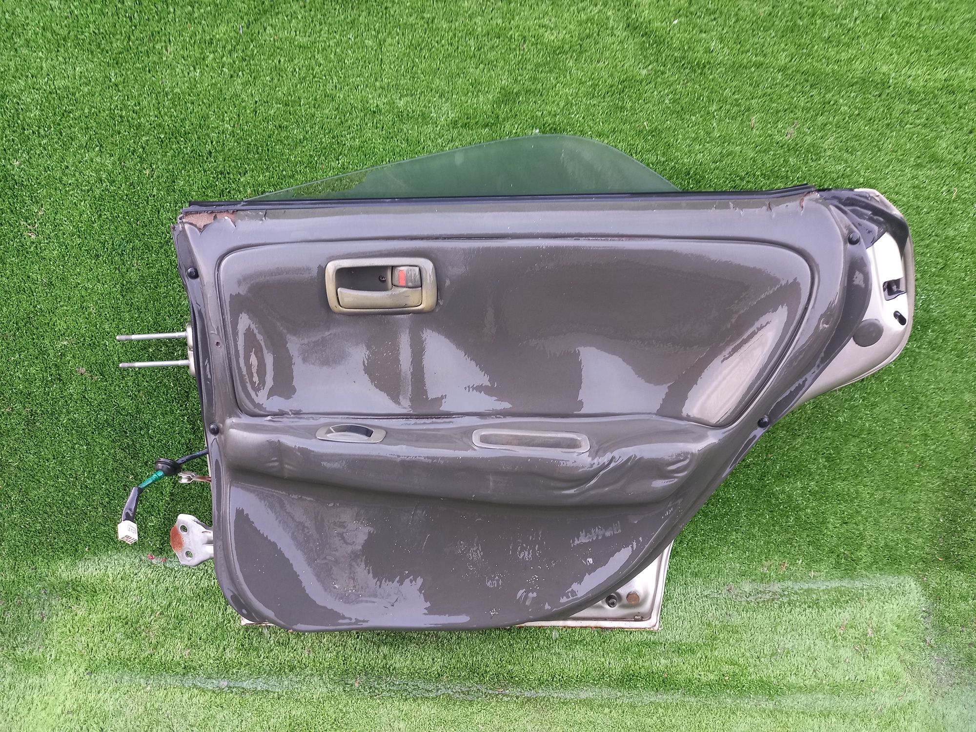 474 дверь B/R на TOYOTA CARINA ED ST182, 3500 рублей, Невинномысск