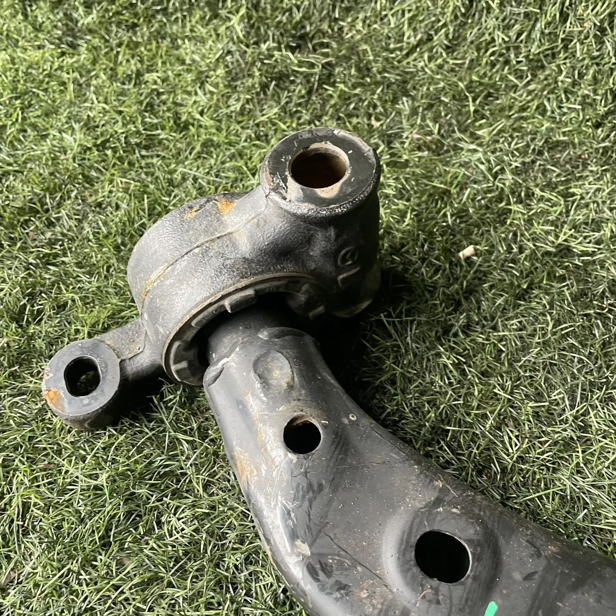https://ycs.partsauto.market/partsauto-images/thmbs/userImages/772e461030aea93f4dbb6447c0f924d3/part/d6b9fc6b-a502-4117-835c-2e4230312bef_1776934853016.jpg