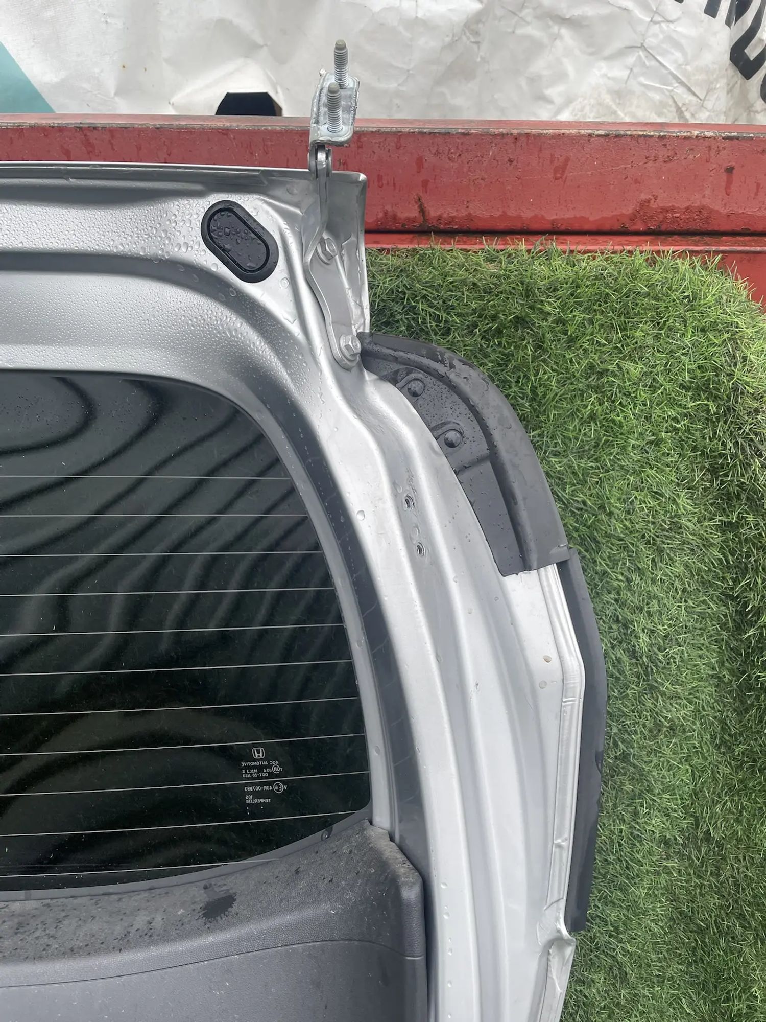 https://ycs.partsauto.market/partsauto-images/thmbs/userImages/772e461030aea93f4dbb6447c0f924d3/part/d6d4952e-1021-45d1-ab71-71464b15702e_1778913072840.jpg