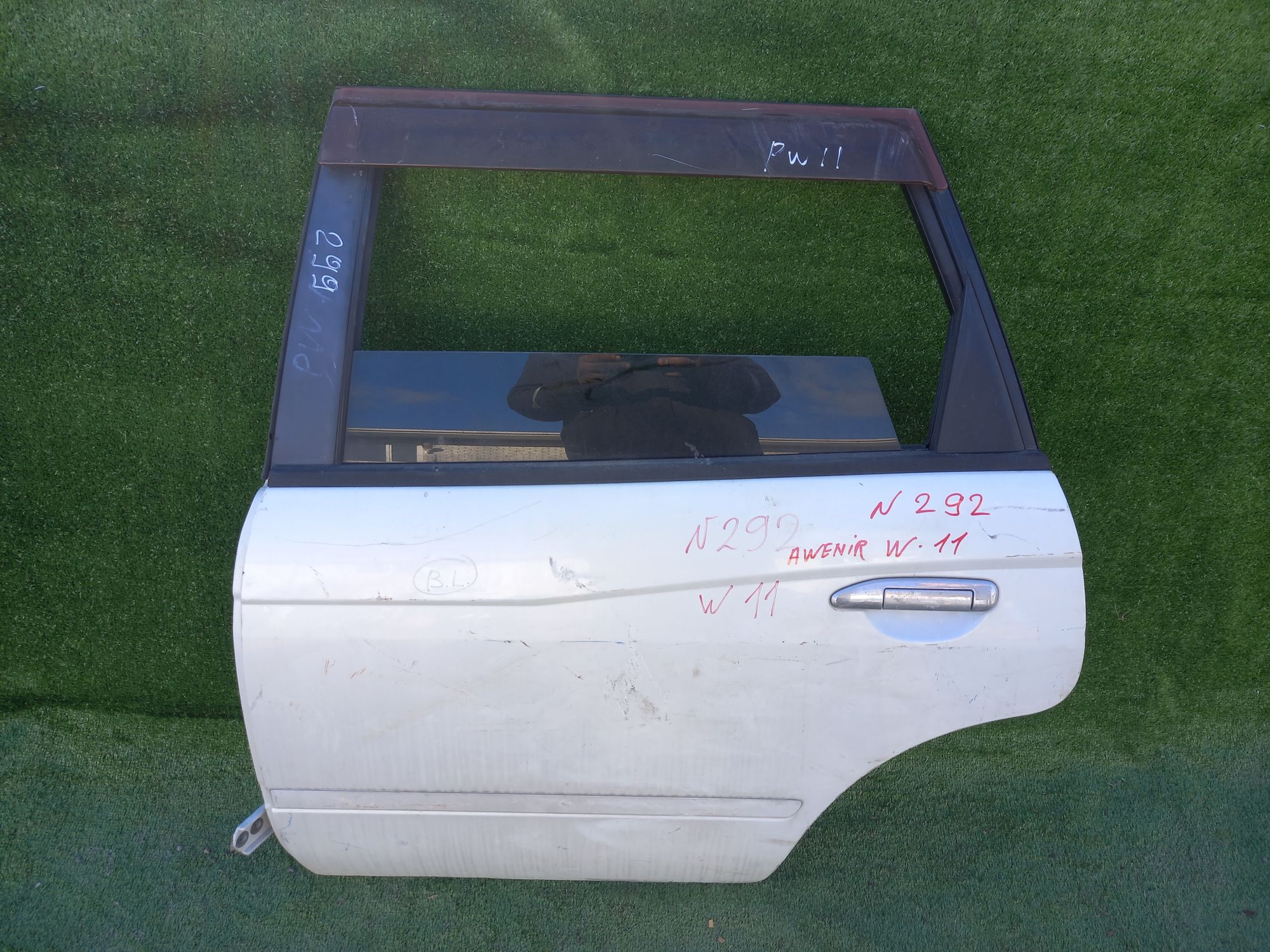 292 дверь на NISSAN AVENIR W11, 7000 рублей, Невинномысск