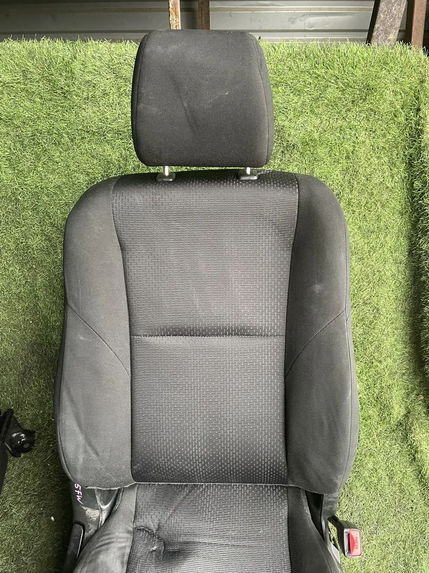 https://ycs.partsauto.market/partsauto-images/thmbs/userImages/772e461030aea93f4dbb6447c0f924d3/part/d710f580-890b-42a6-952a-8c54c23bdb2d_1777967181318.jpg