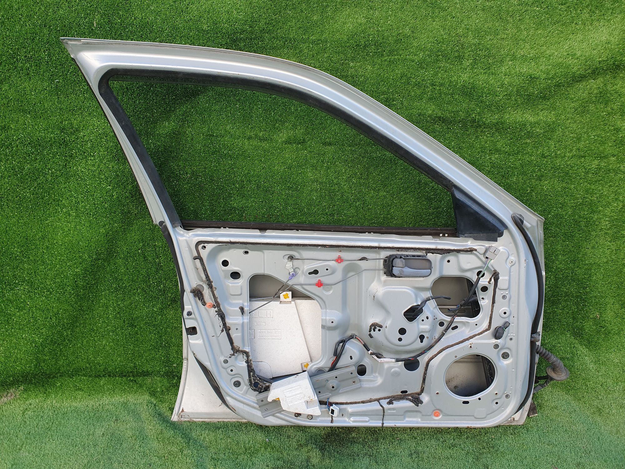 84 дверь на NISSAN SUNNY FB15, 9500 рублей, Невинномысск