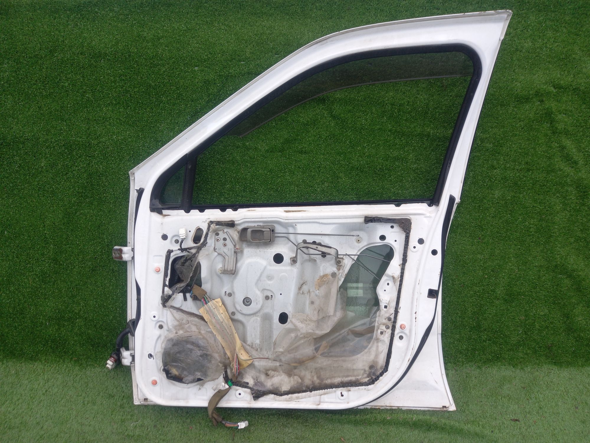 310 дверь F/R на NISSAN RNESSA N30, 8000 рублей, Невинномысск