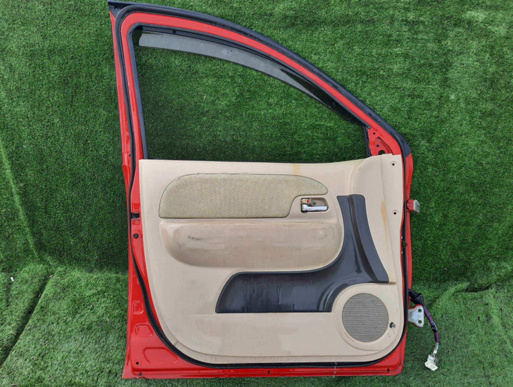 1622 дверь на TOYOTA SIENTA NCP81, 14000 рублей, Невинномысск